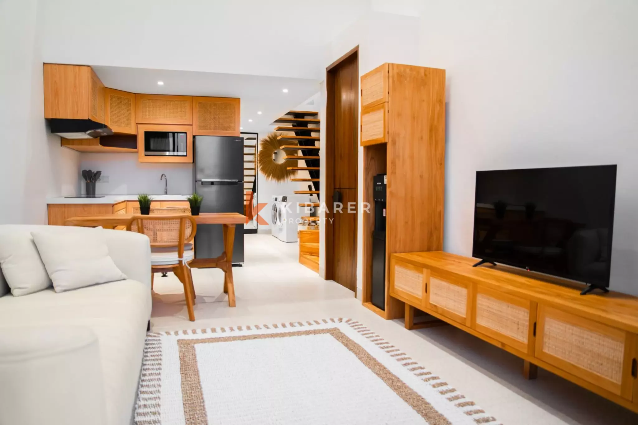 One Bedroom Apartment with Pool in Batu Bolong — image 2