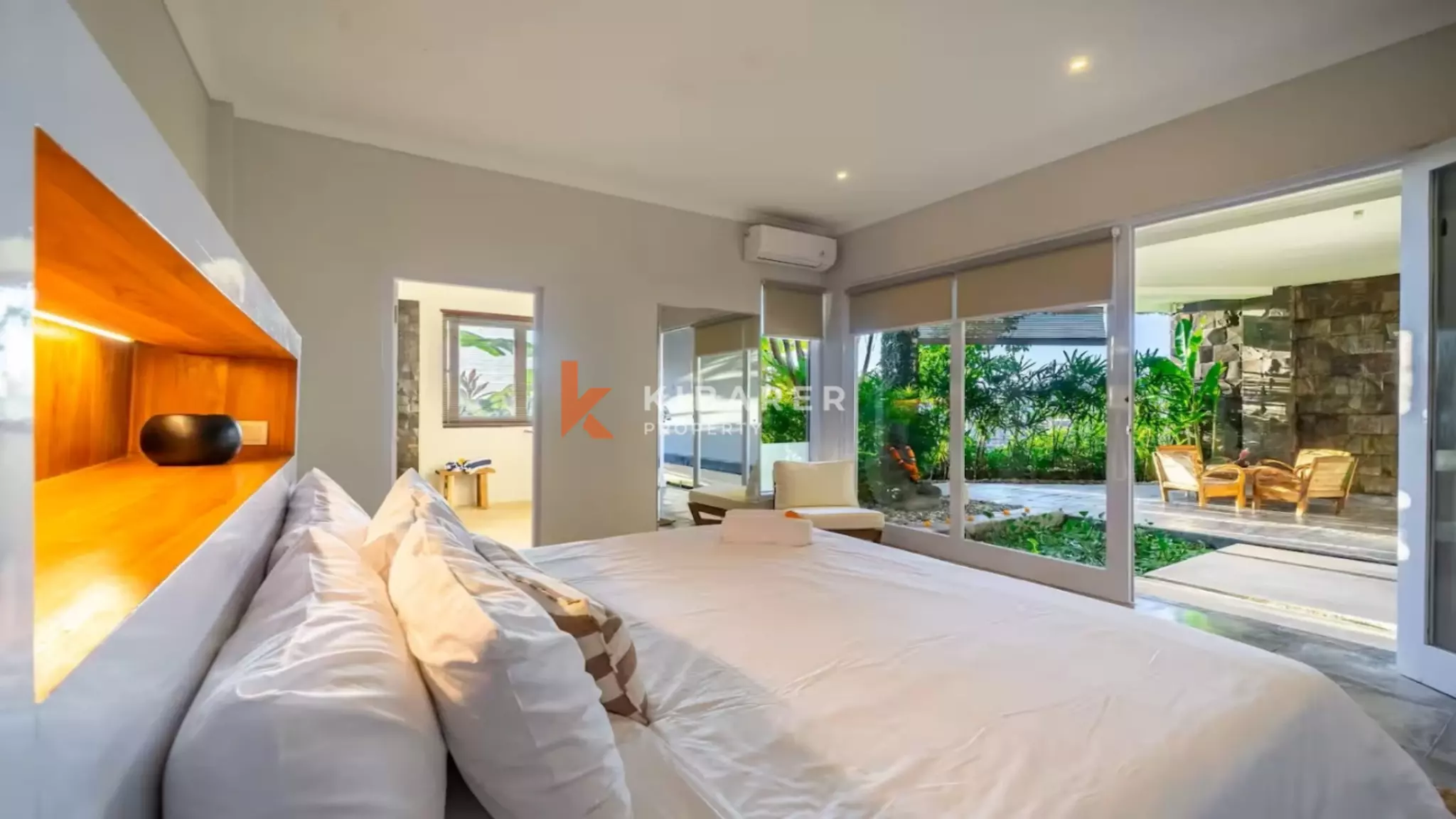 Gorgeous Two Storey Four-Bedroom Enclosed Living Villa Nestled in Canggu — image 8