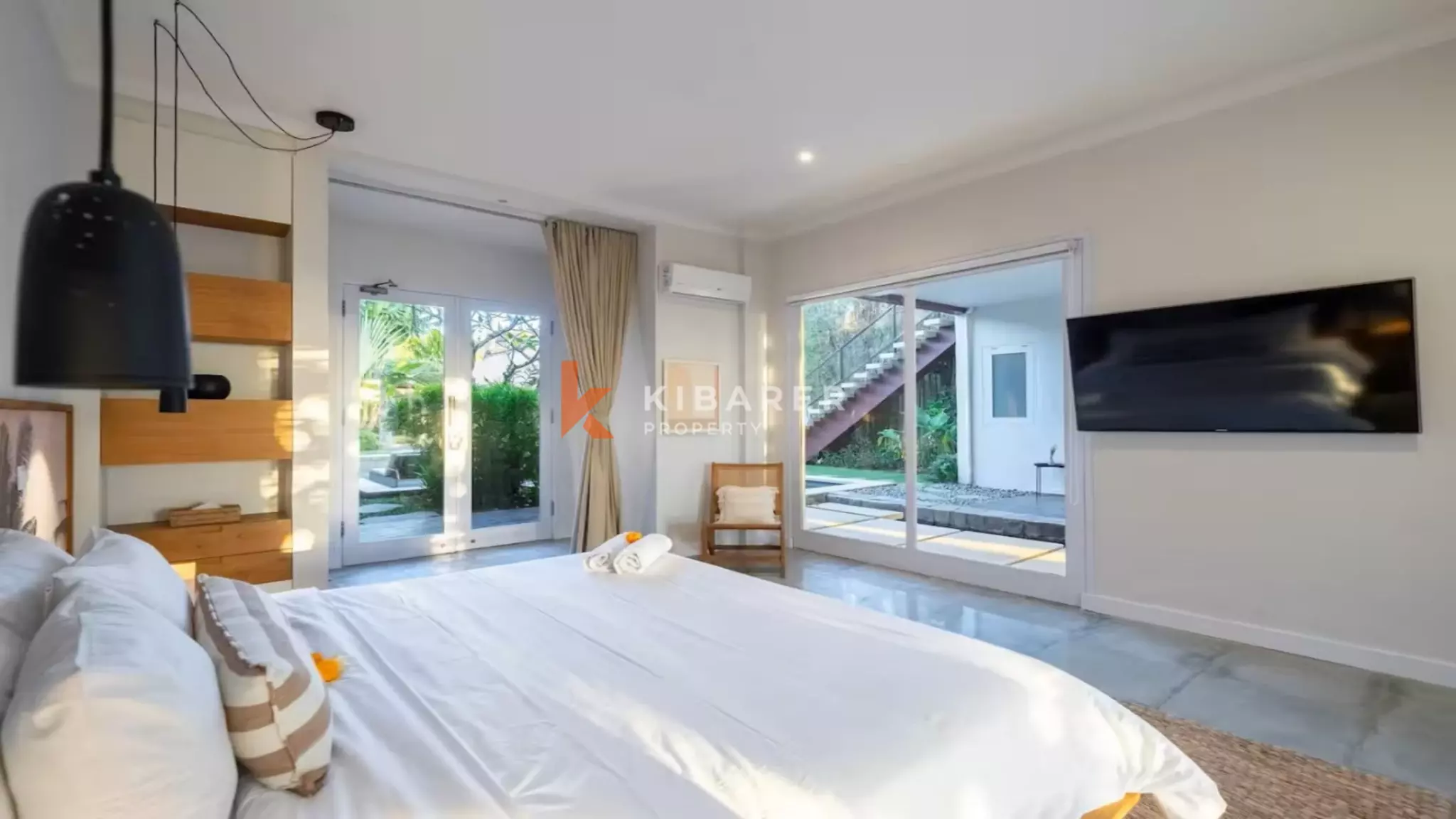 Gorgeous Two Storey Four-Bedroom Enclosed Living Villa Nestled in Canggu — image 14