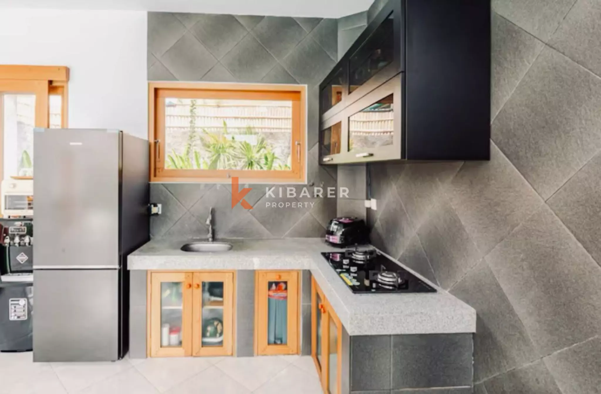 Three-Bedroom Villa with Garden in the Canggu Area — image 19