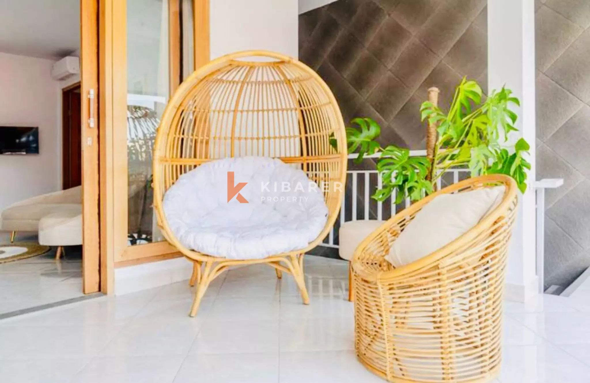 Three-Bedroom Villa with Garden in the Canggu Area — image 16