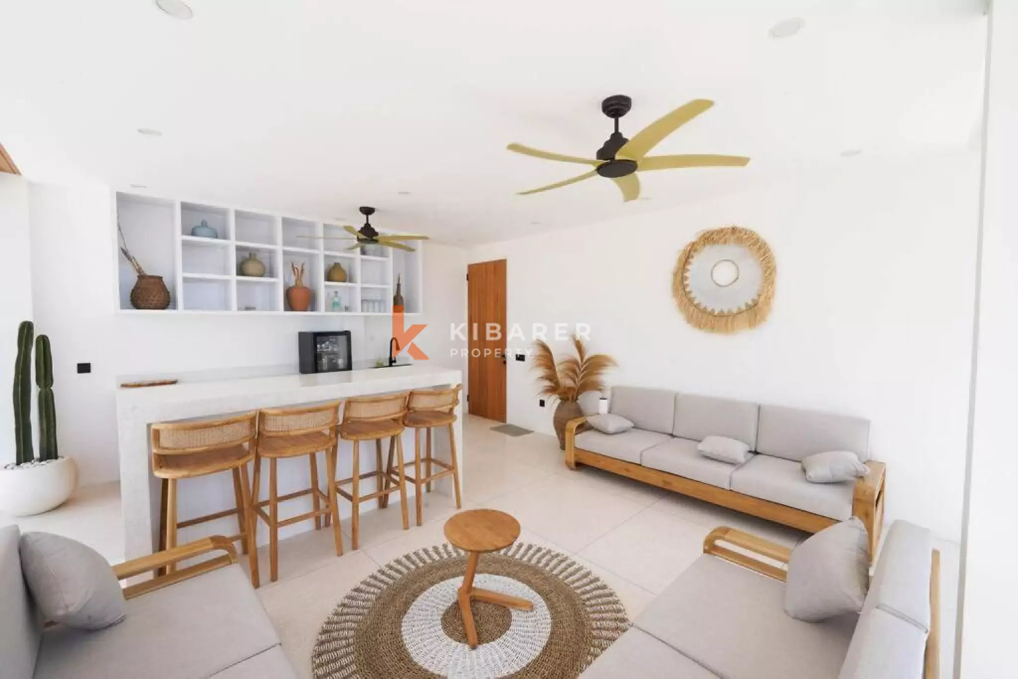 Exquisite Lux Four Bedroom Villa in Echo Beach — image 4