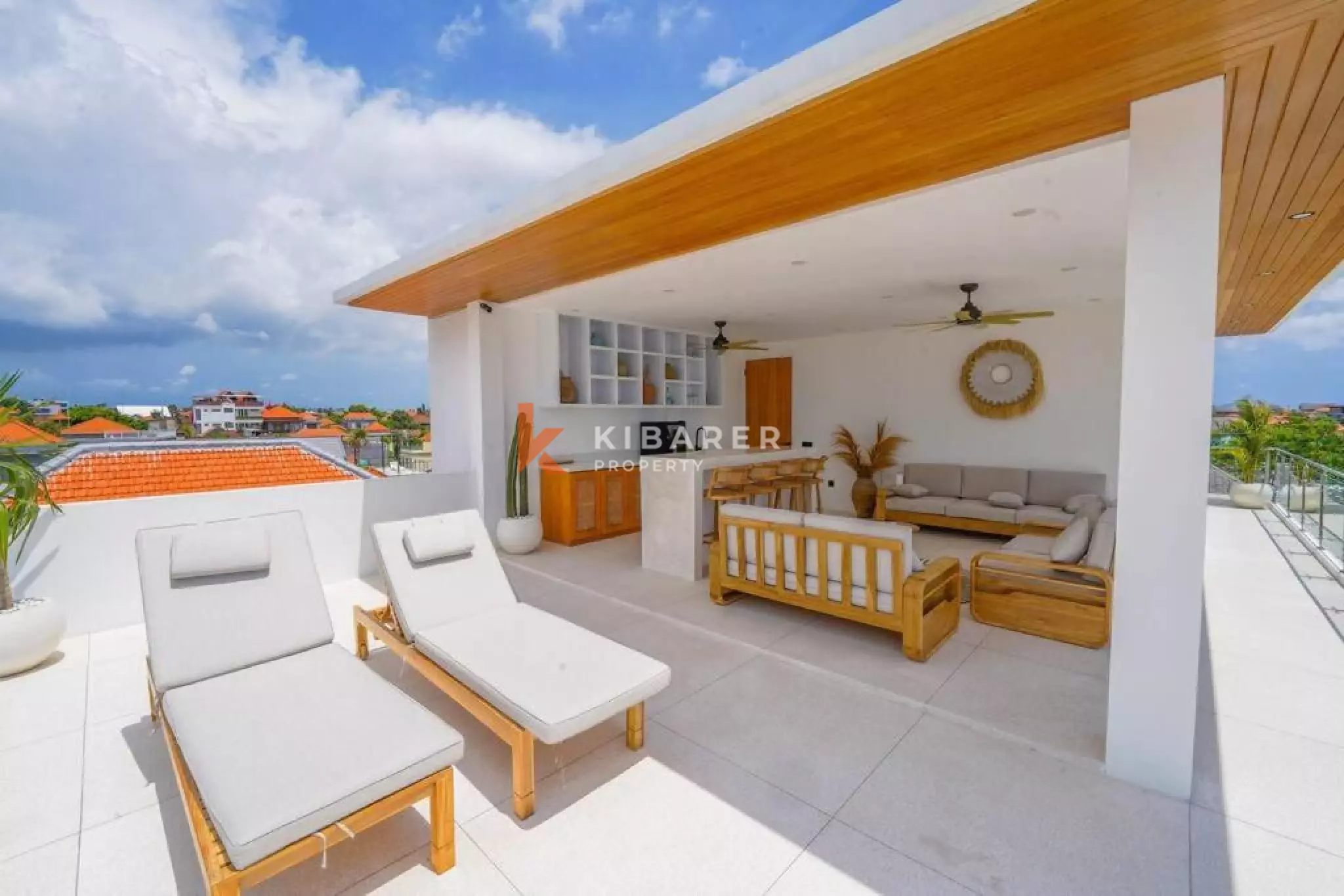 Exquisite Lux Four Bedroom Villa in Echo Beach — image 7
