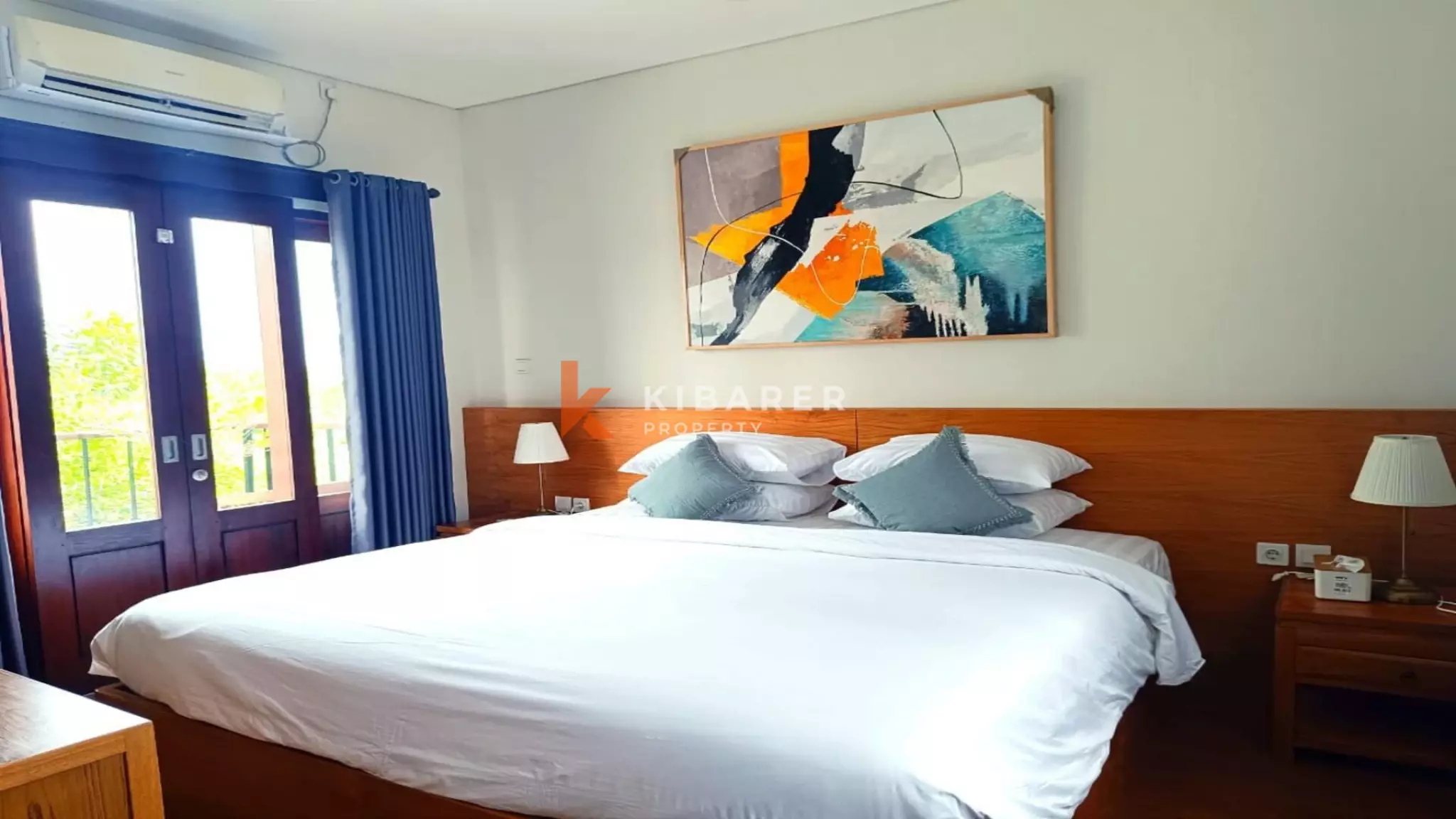 Beautiful Two-Bedroom Villa with Enclosed Living Room and Pool in Ungasan — image 14