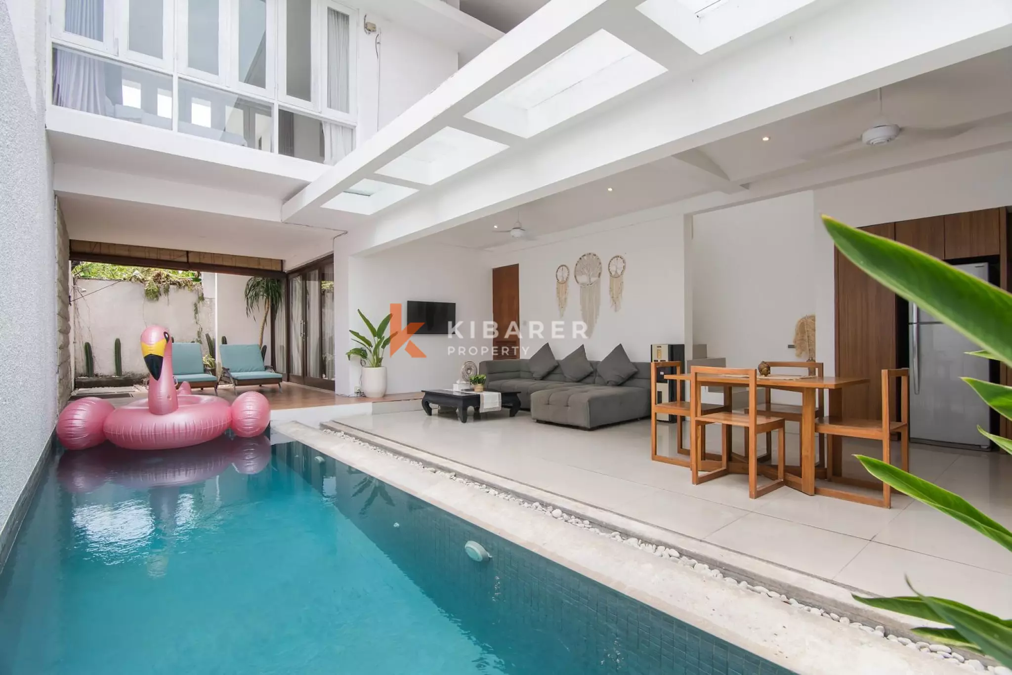 Modern Two Bedroom Villa in the Prime Area of Petitenget — image 1