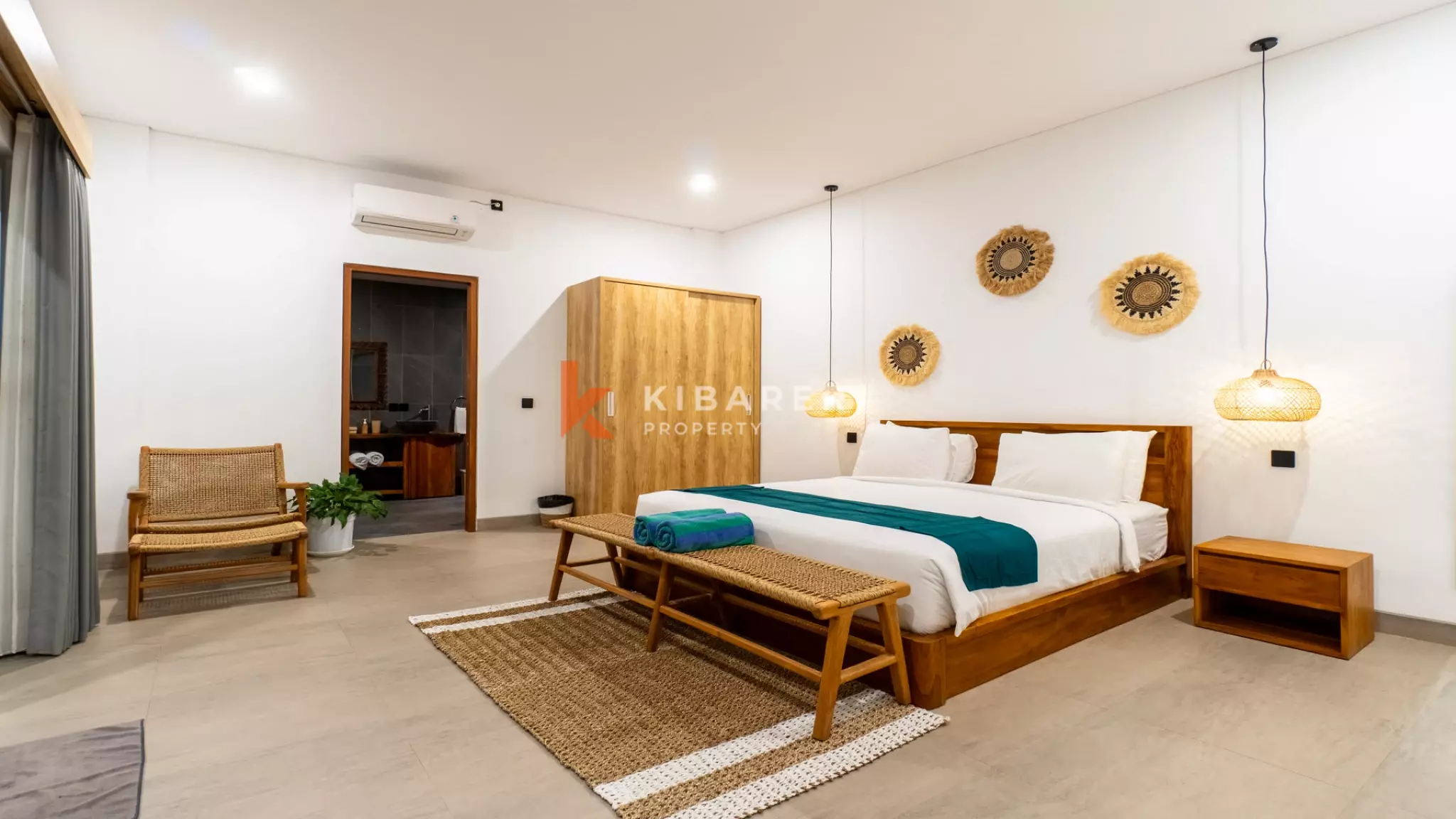 Stunning Two Storey Three-Bedroom Enclosed LivingTropical Villa in Canggu — image 12