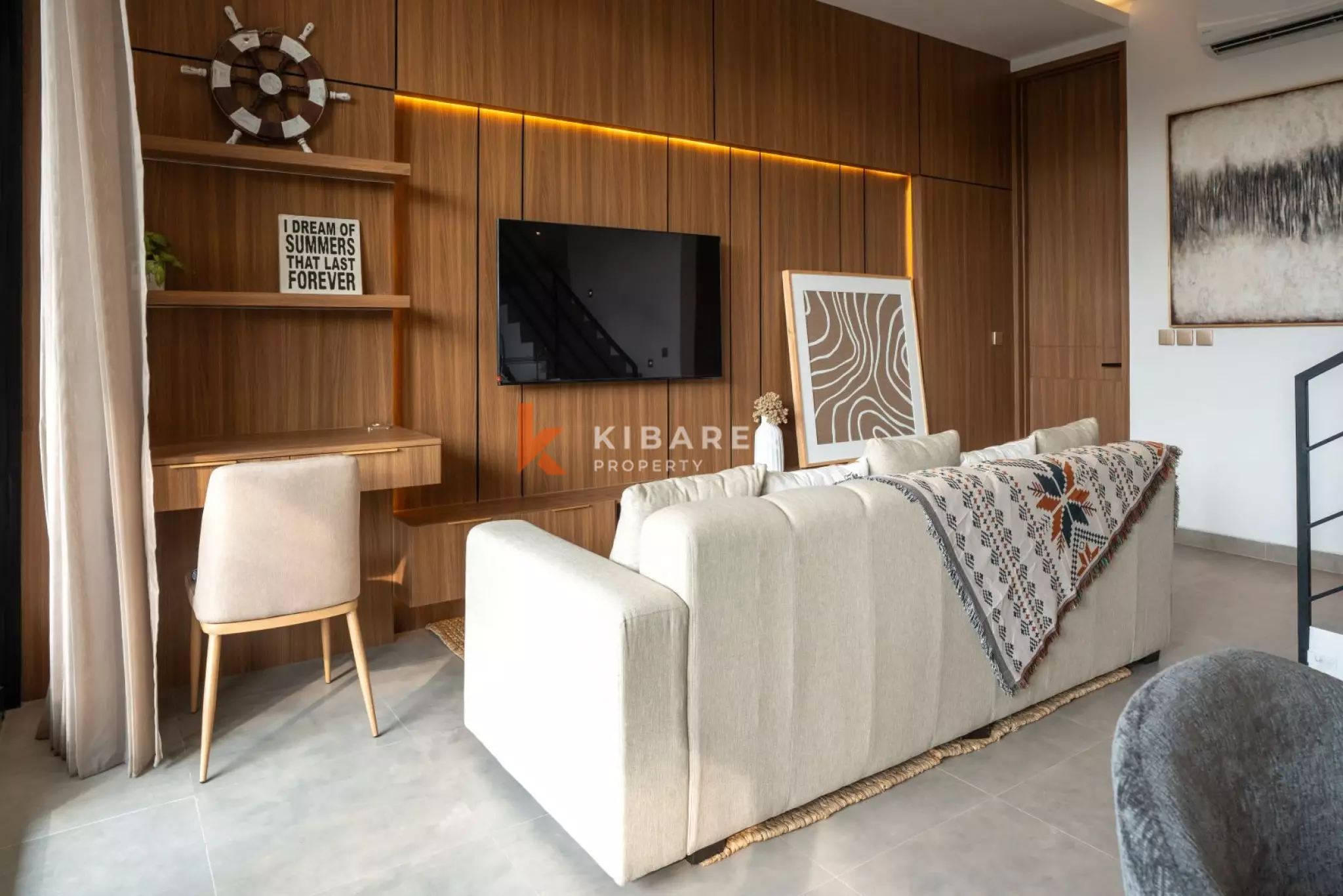 Three Bedroom Ensuite Villa in Canggu with Private Living Spaces — image 4