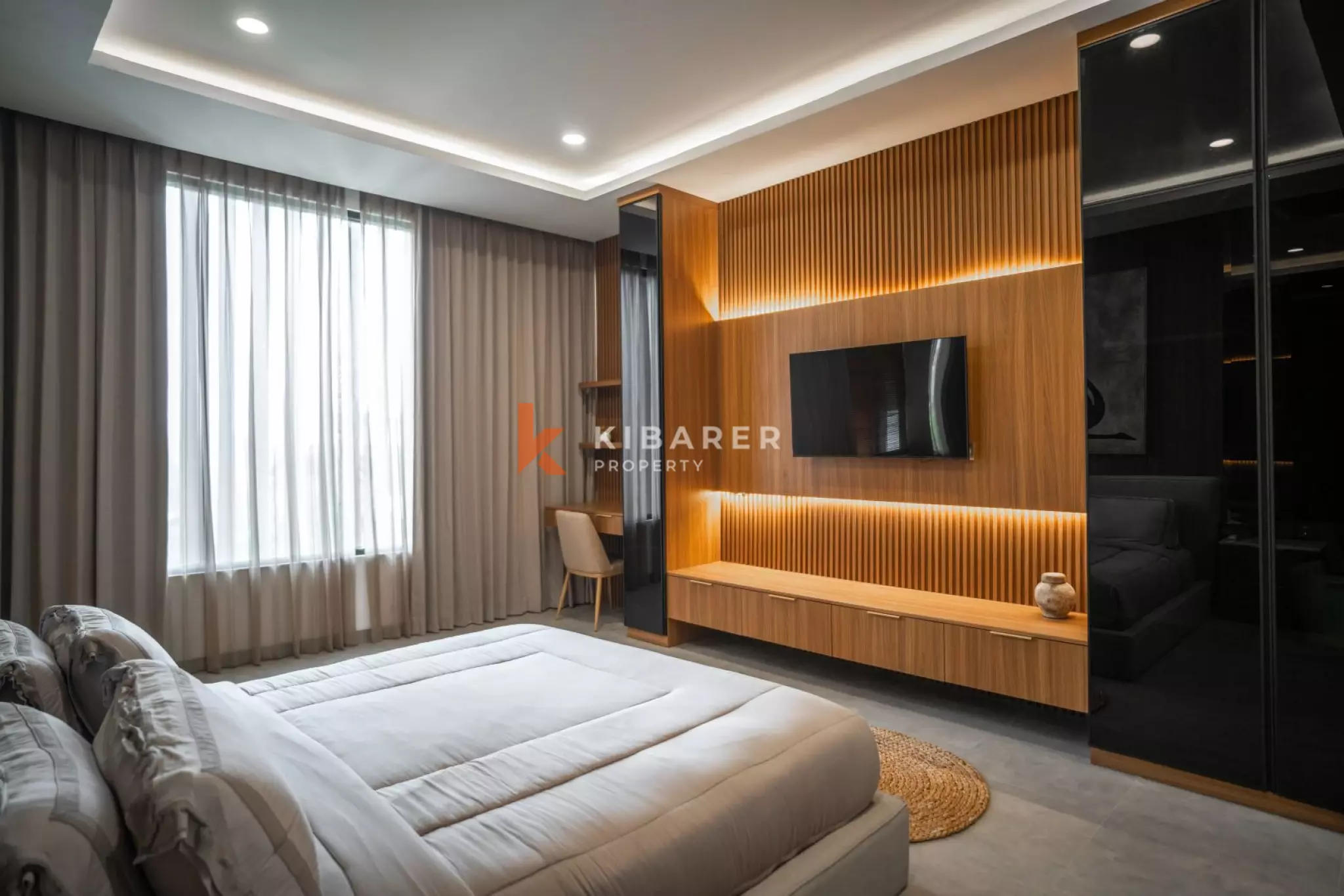 Three Bedroom Ensuite Villa in Canggu with Private Living Spaces — image 7