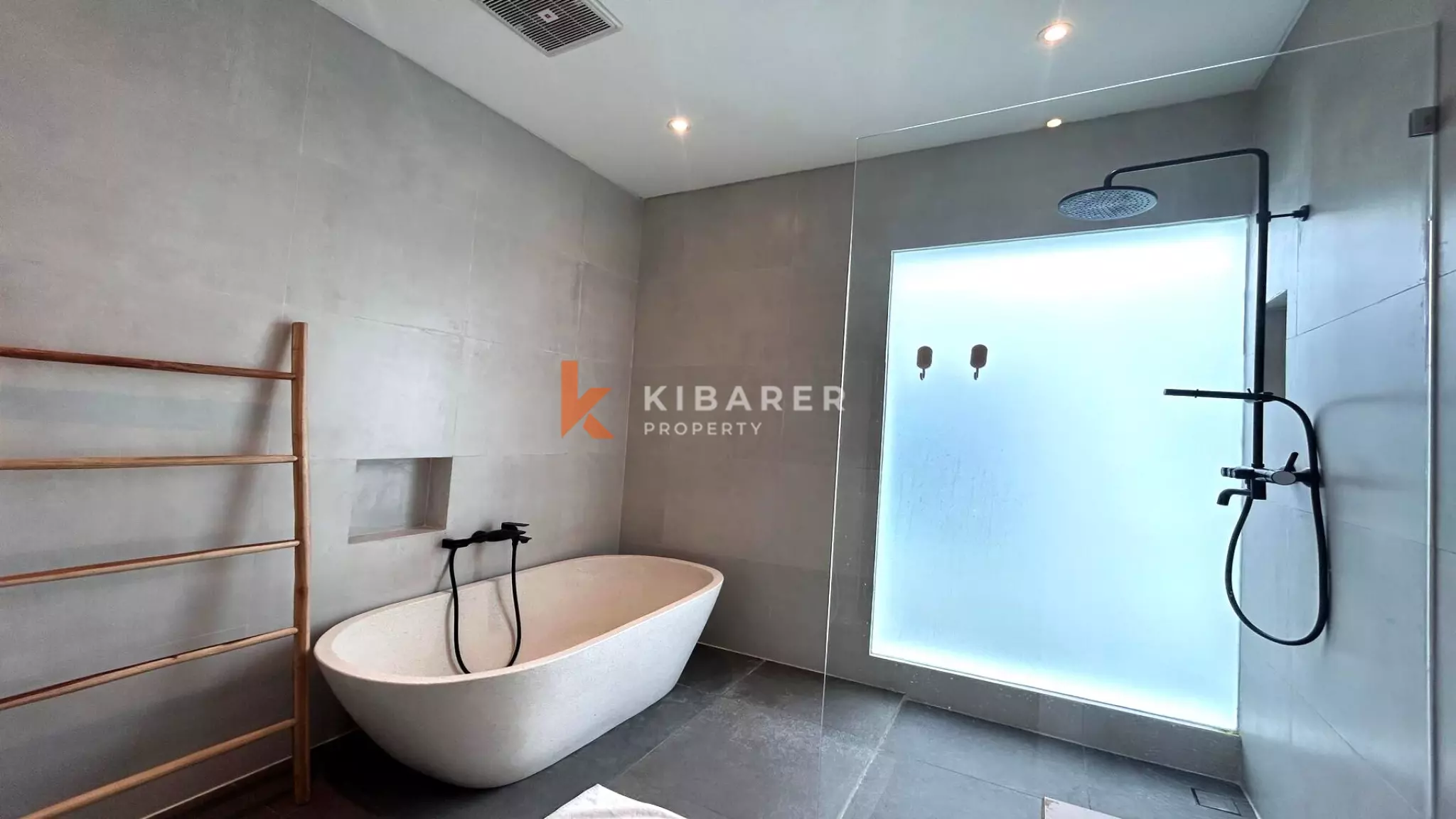 Charming One-Bedroom Sunken Living Room Villa Situated in Seminyak — image 13