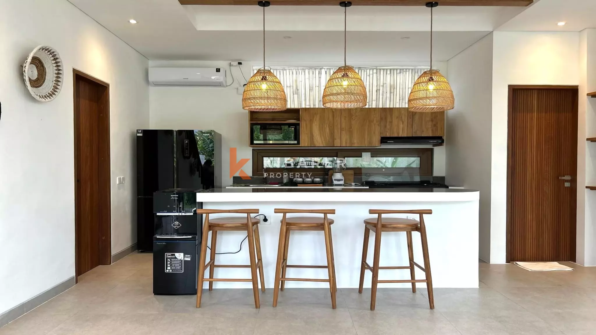 Charming One-Bedroom Sunken Living Room Villa Situated in Seminyak — image 6
