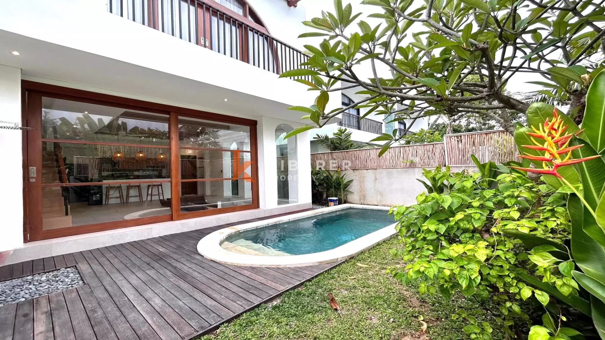 Charming One-Bedroom Sunken Living Room Villa Situated in Seminyak — image 1