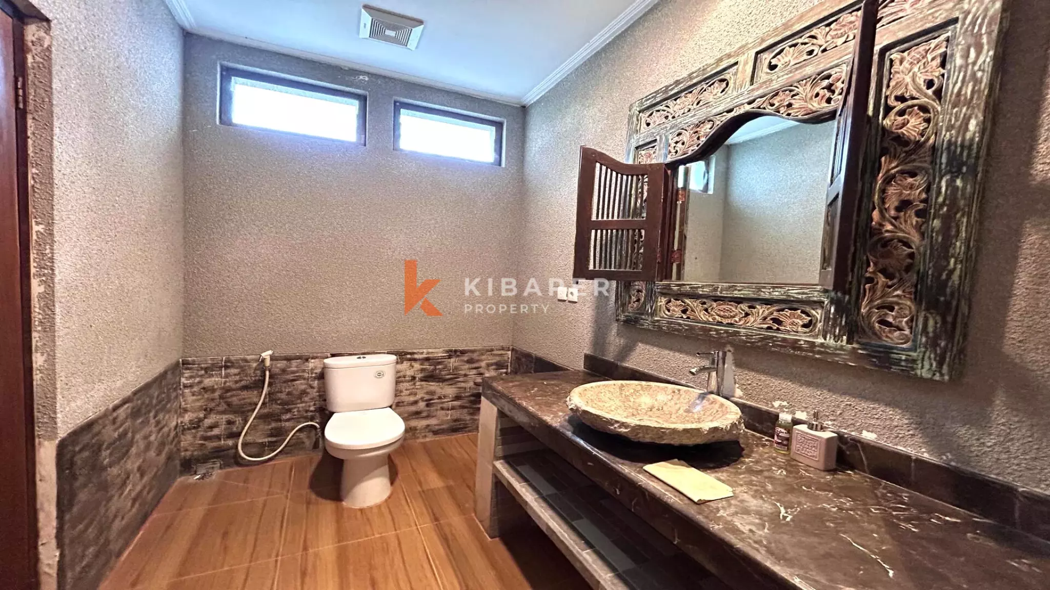 Wonderful Two-Bedroom Open Living Room Villa Set in Tumbak Bayuh — image 18