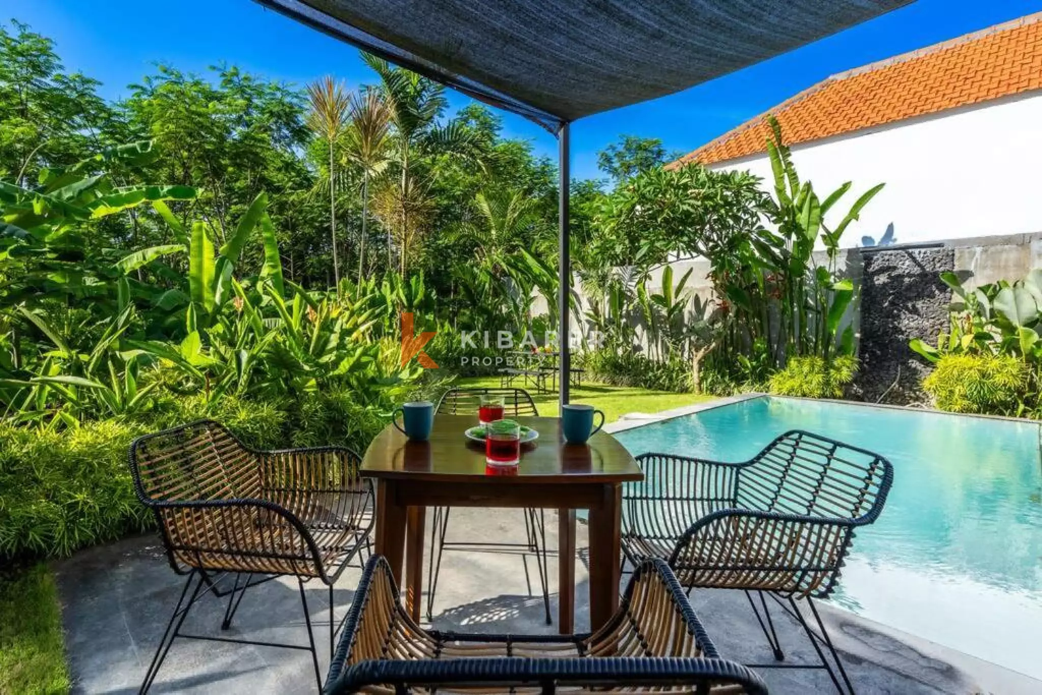 Three Bedroom Villa with Greenery View in Pererenan — image 8