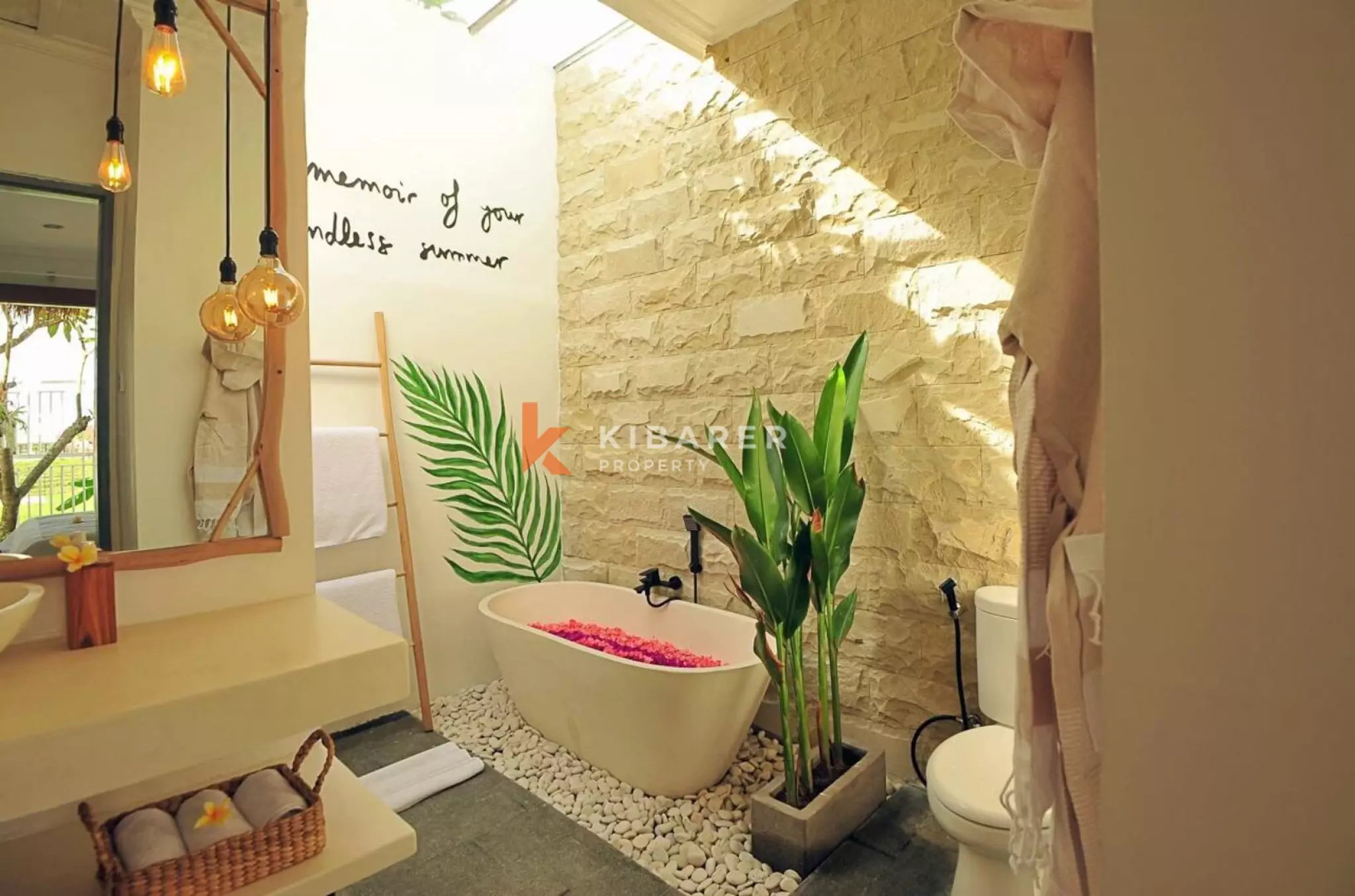 Two Bedroom Ensuite with Bright, Open Living Space in Padonan — image 12