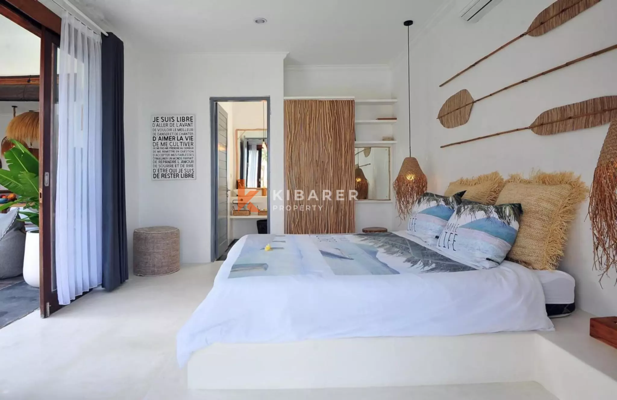 Two Bedroom Ensuite with Bright, Open Living Space in Padonan — image 9