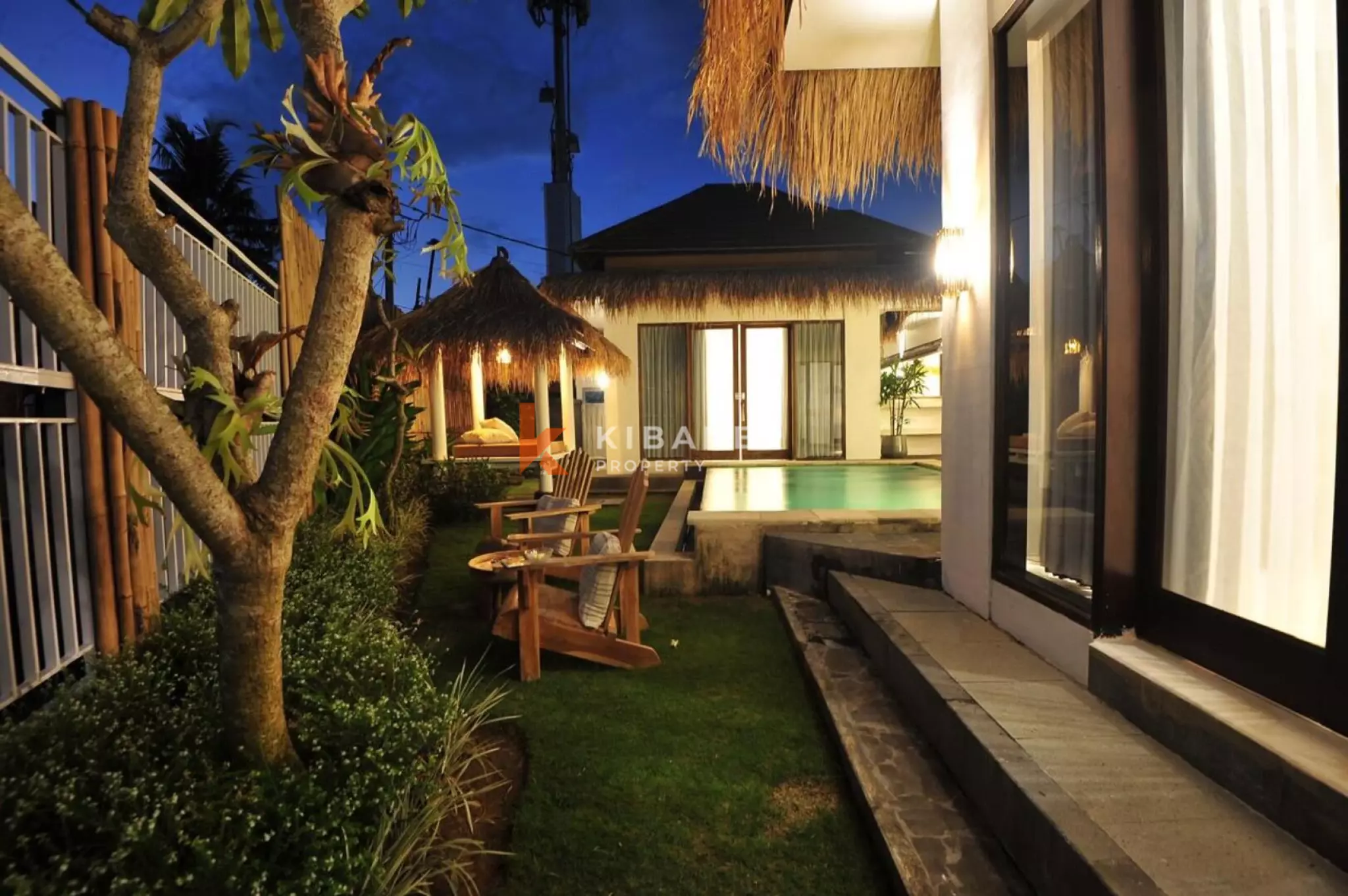 Two Bedroom Ensuite with Bright, Open Living Space in Padonan — image 18