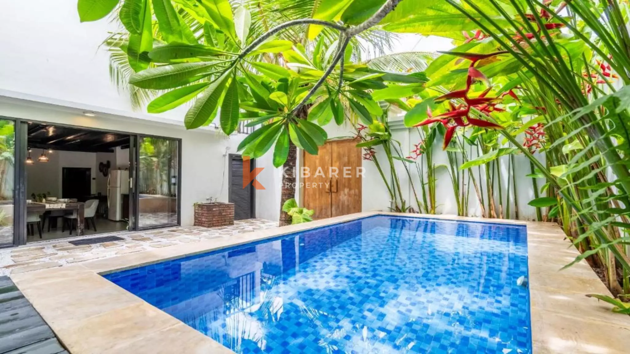 Charming Two-Bedroom Contemporary Villa with Enclosed Living in Berawa — image 2