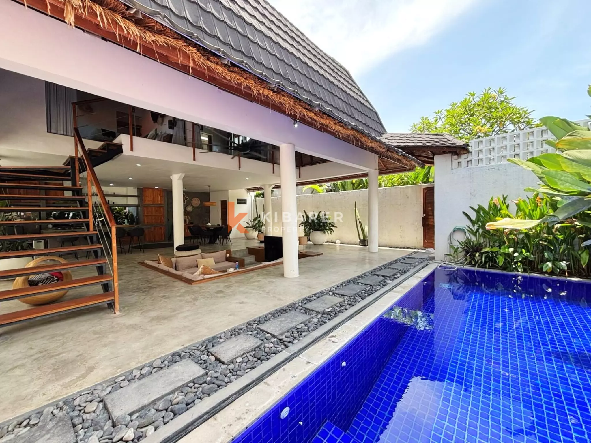Charming Two Bedroom Industrial Villa situated in Canggu — image 1