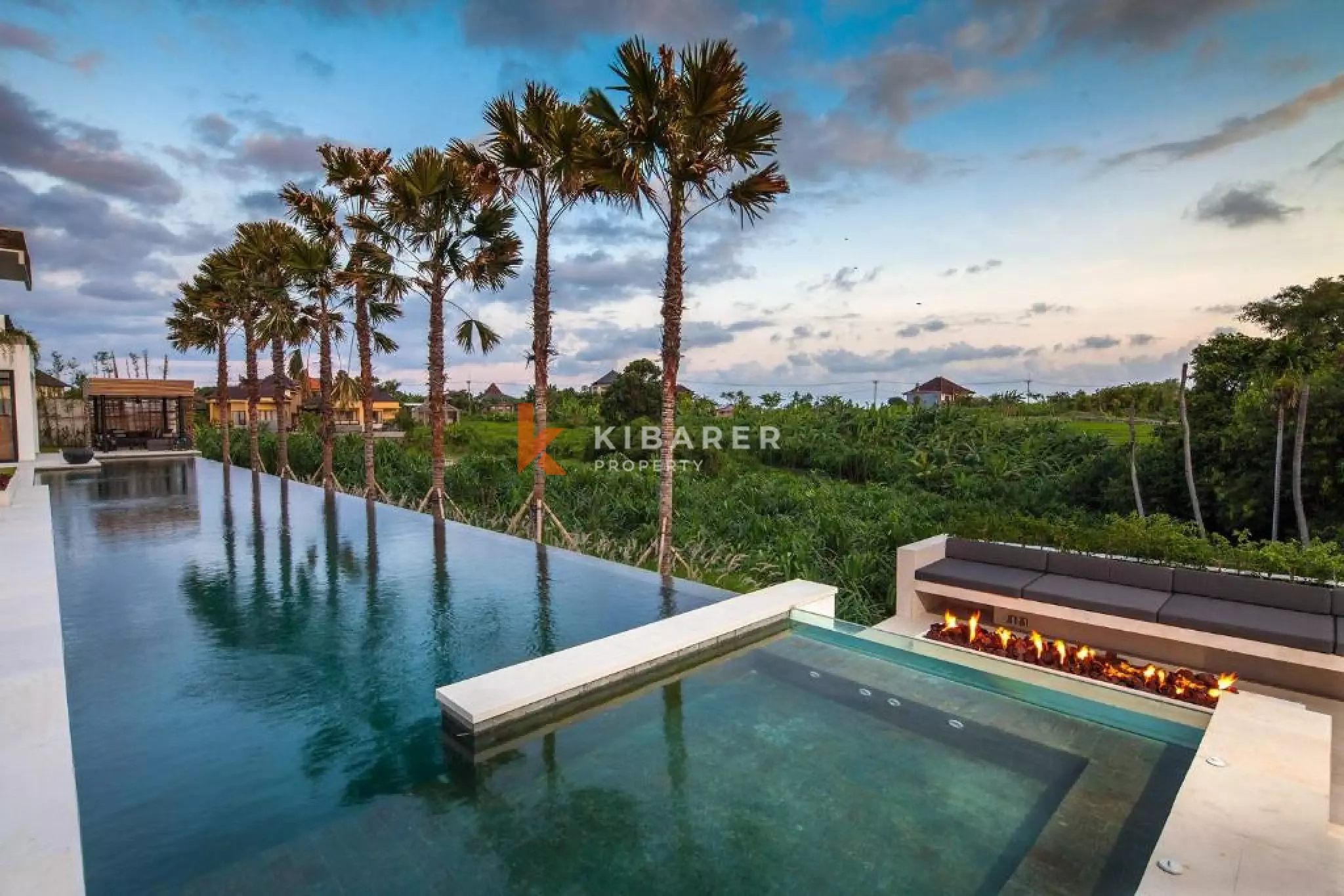 Five-Bedroom Luxury Villa with Gym room in Tumbak Bayuh — image 5