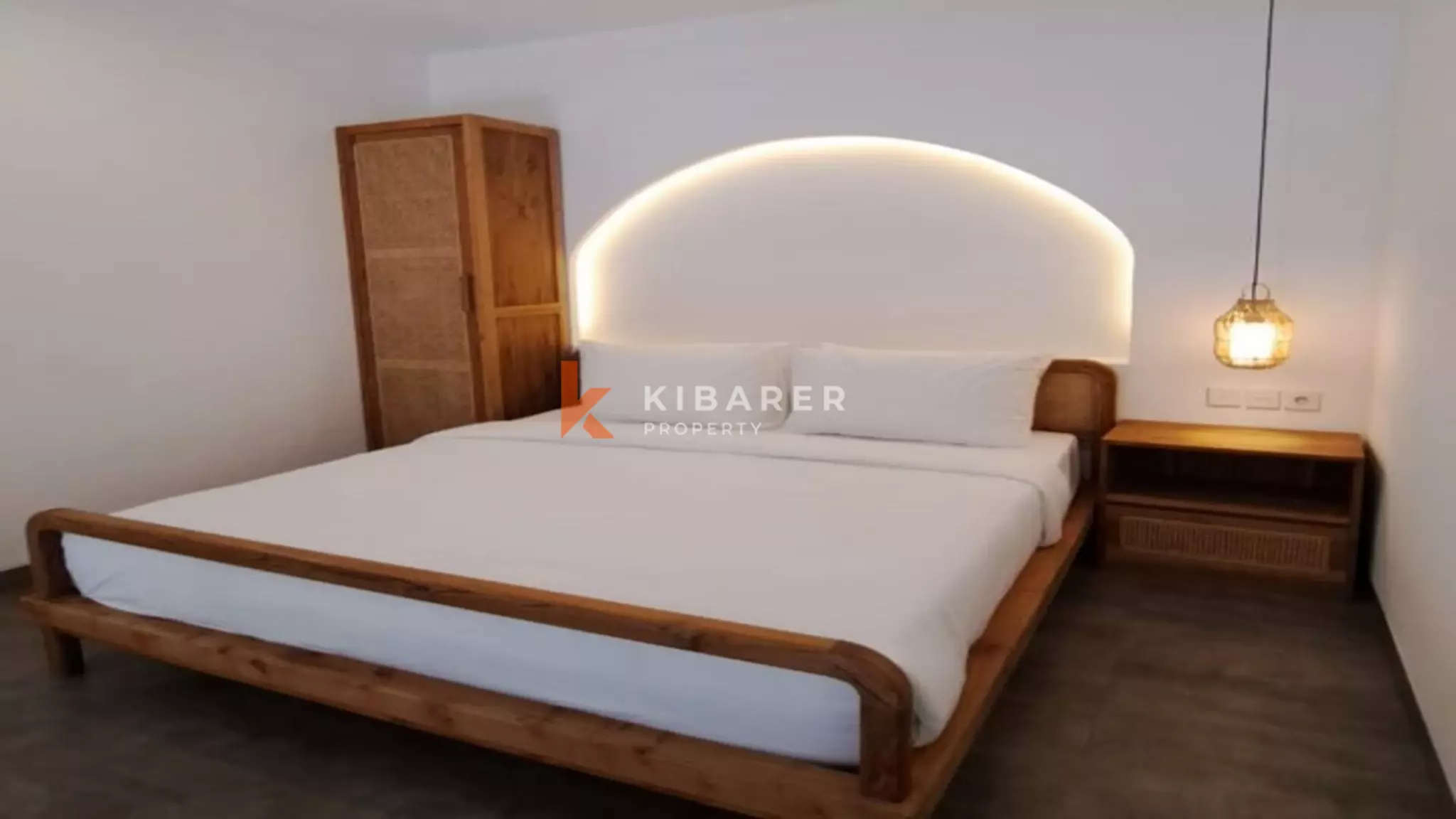 Contemporary One-Bedroom Industrial Loft in Kerobokan — image 4