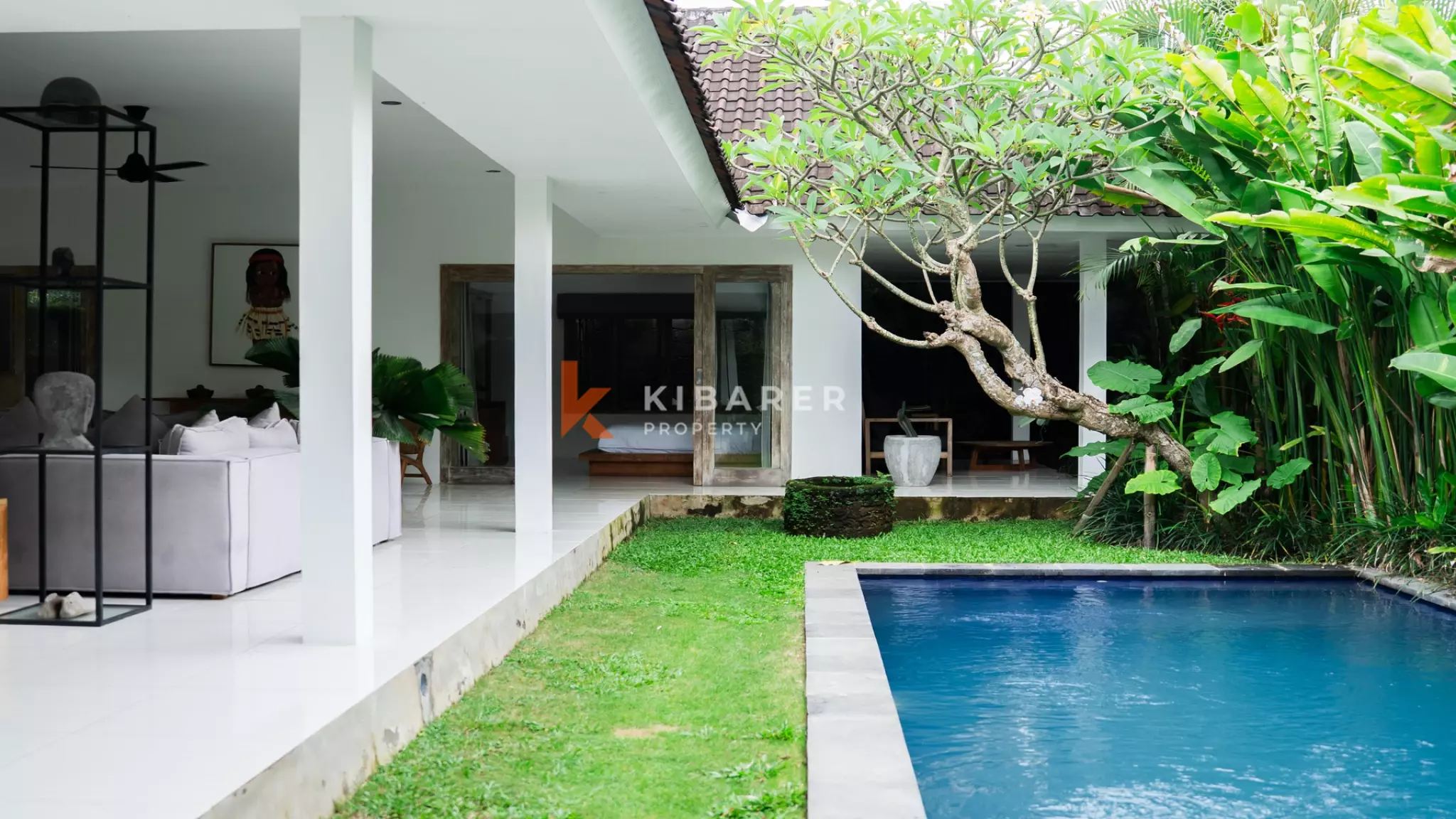 Stunning Three-Bedroom Tropical Villa with Open Living and Pool in Canggu
