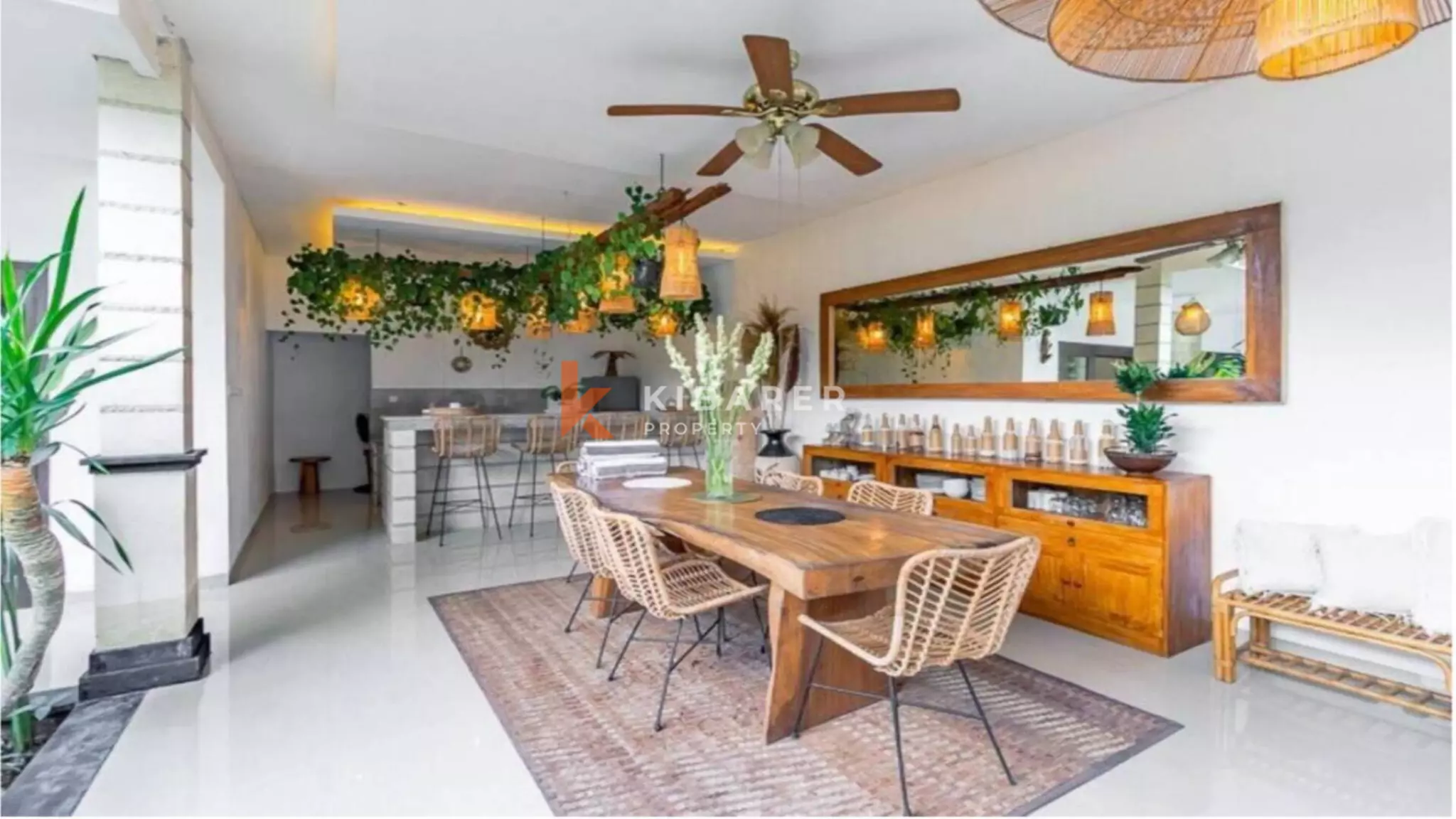 Beautiful Three-Bedroom Open Living Villa in Canggu — image 6