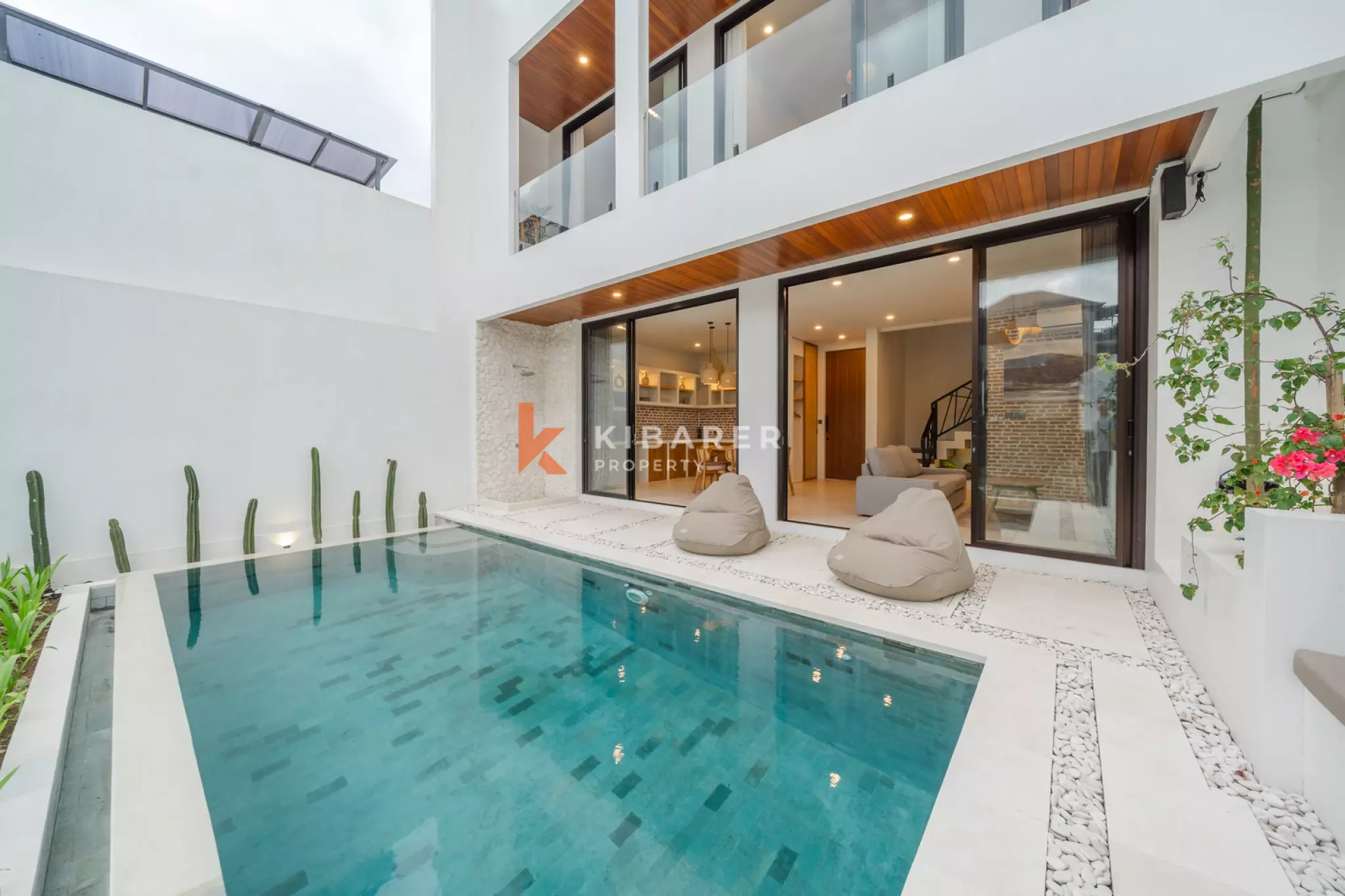 Three Bedroom Enclosed Villa with Ricefield View in Padonan Area — image 2
