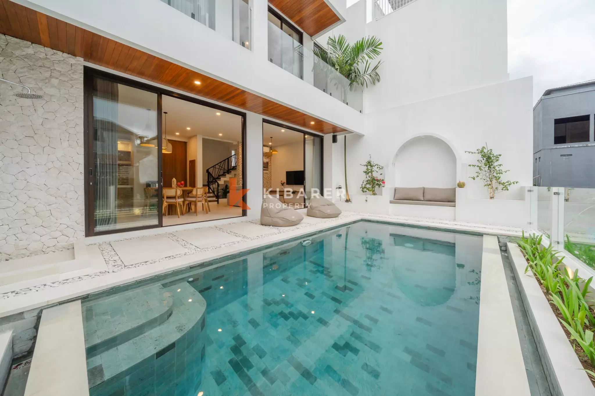 Three Bedroom Enclosed Villa with Ricefield View in Padonan Area