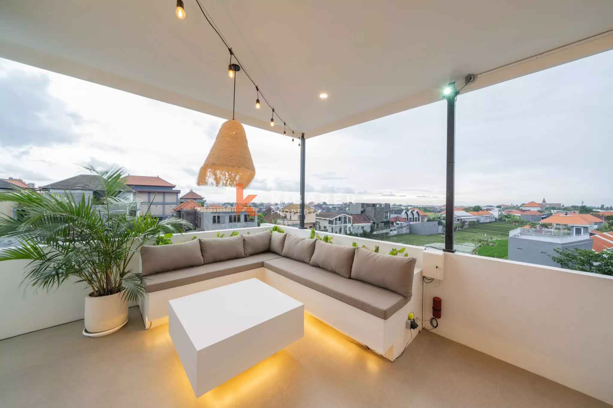 Three Bedroom Enclosed Villa with Ricefield View in Padonan Area — image 19
