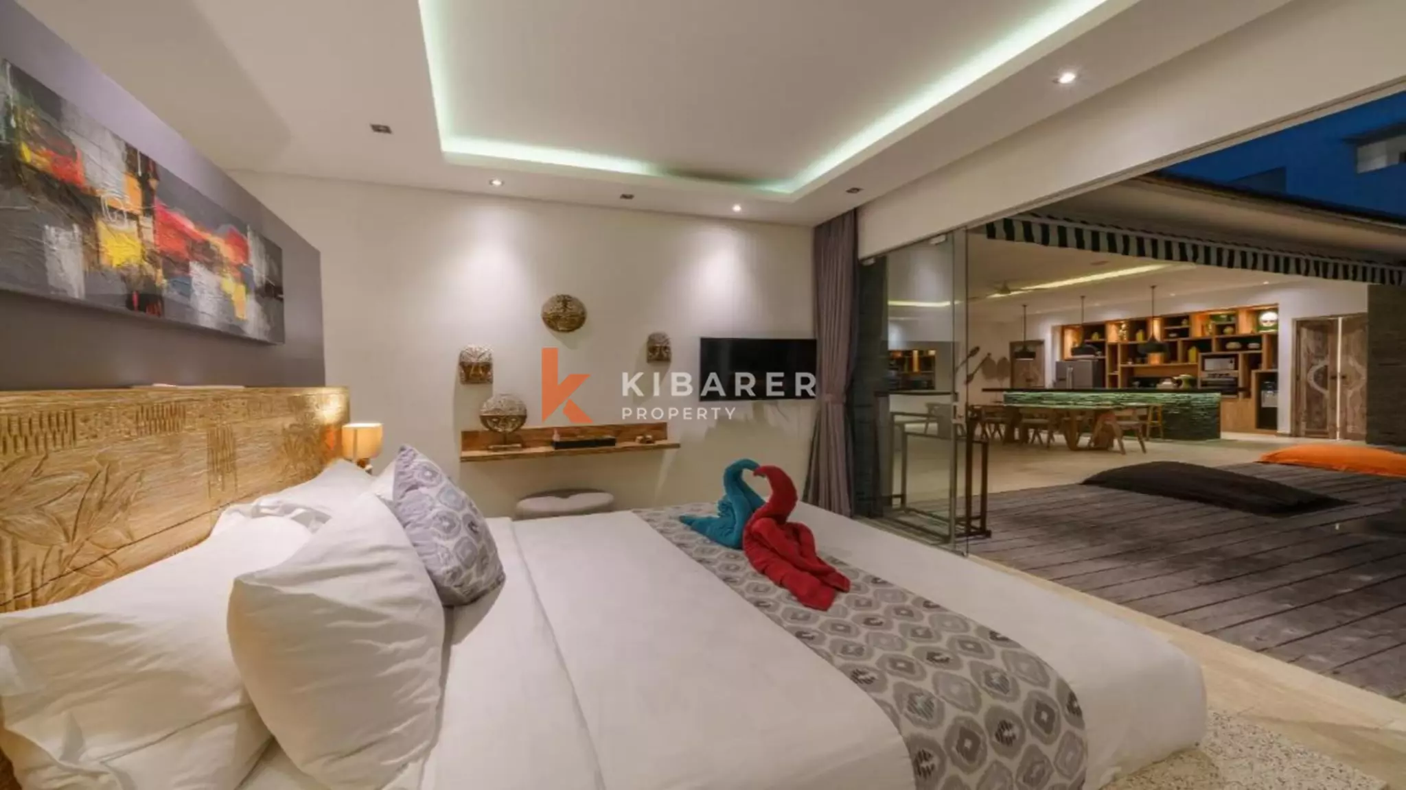 Elegant Three-Bedroom Luxury Villa with Open Living Room in Berawa — image 12