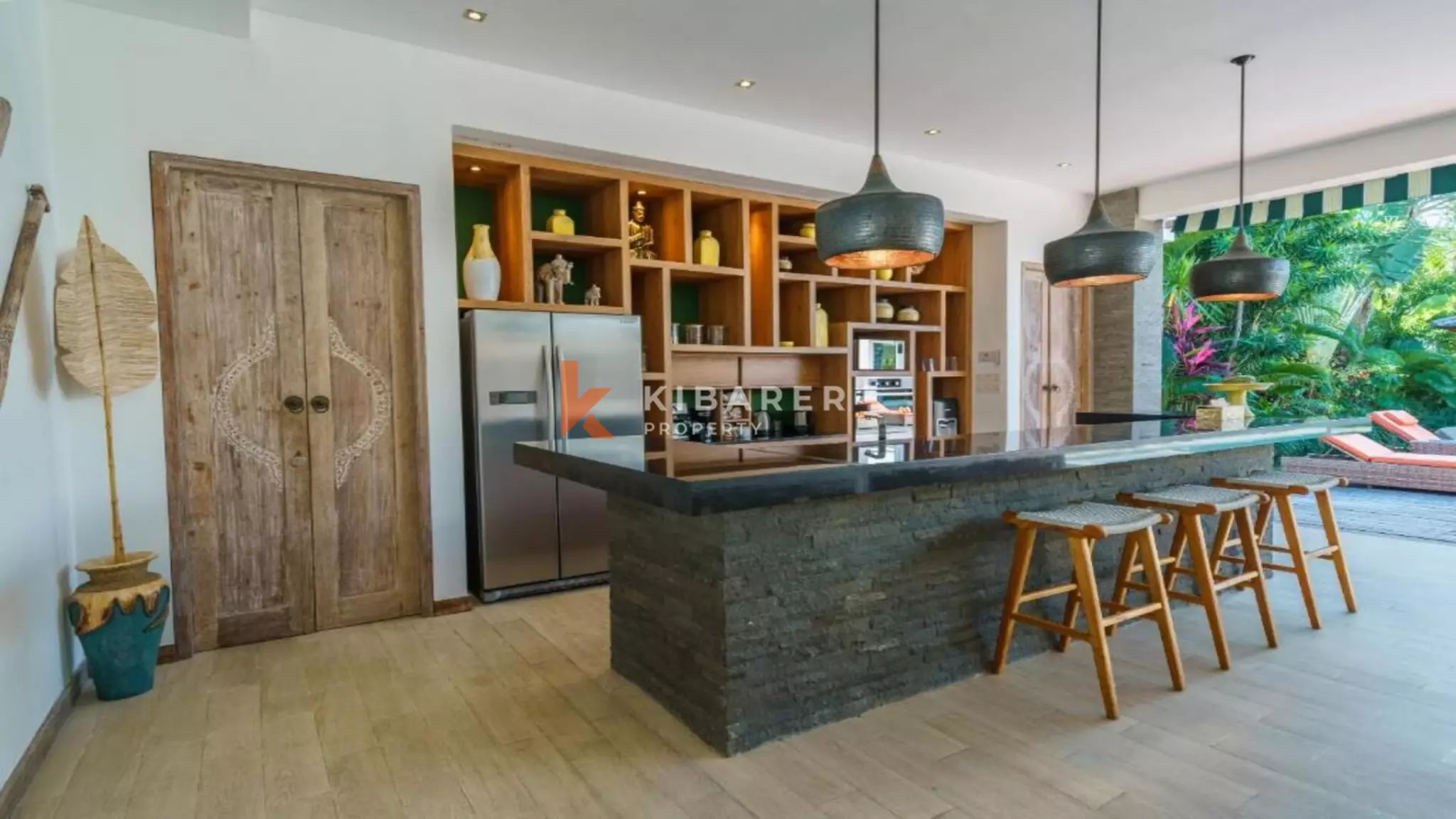 Elegant Three-Bedroom Luxury Villa with Open Living Room in Berawa — image 10
