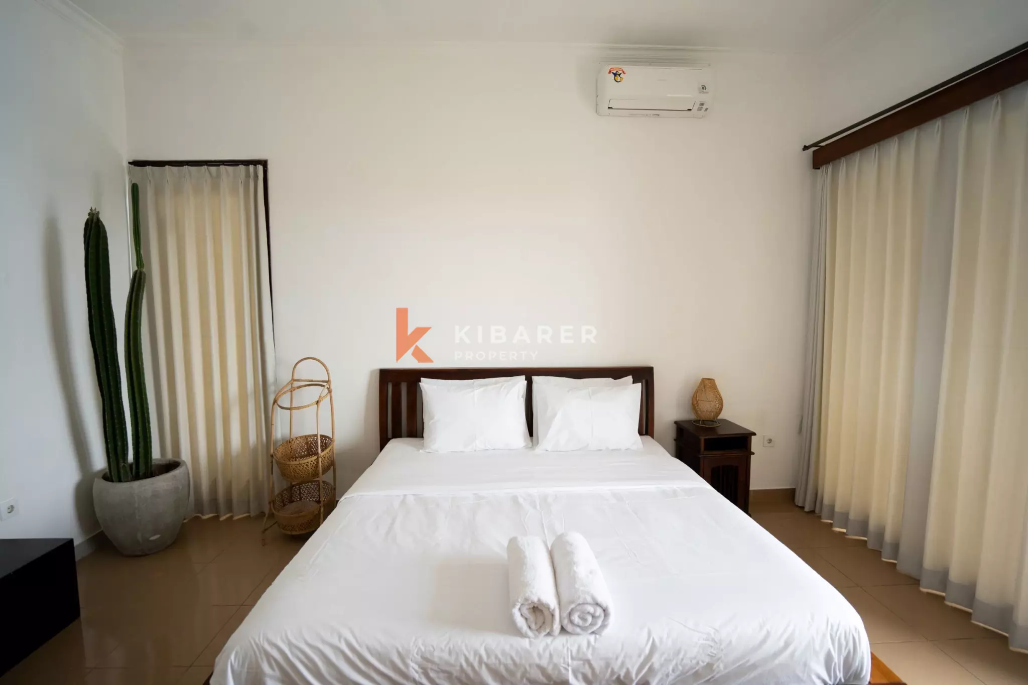A Two-Storey Cozy Semi Furnished Three-Bedrooms Enclosed Living Villa in the heart of Canggu Area — image 8