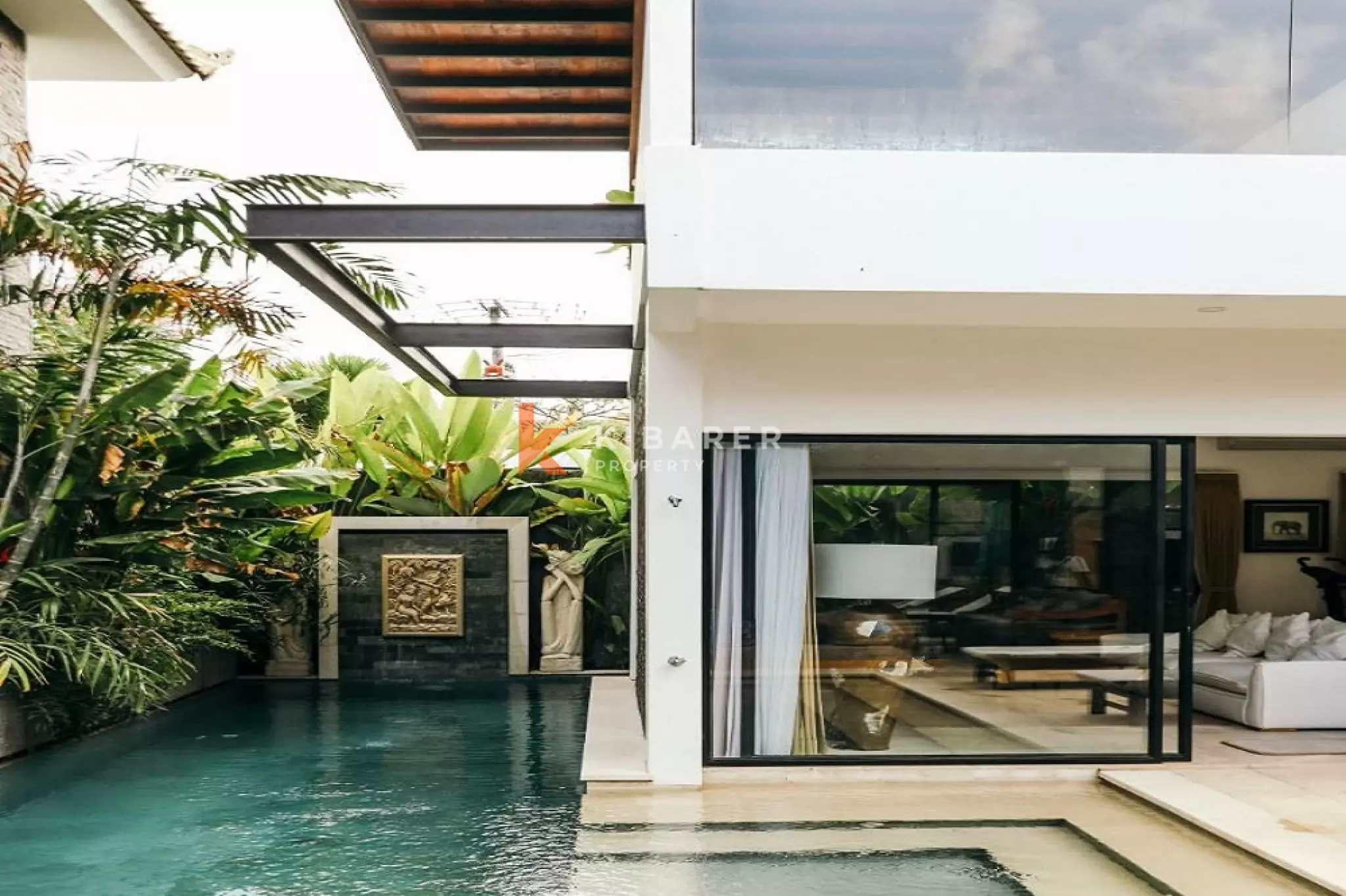Beautiful Two-Story Villa with Three Bedrooms and a Closed Living Room in the Heart of Canggu — image 2