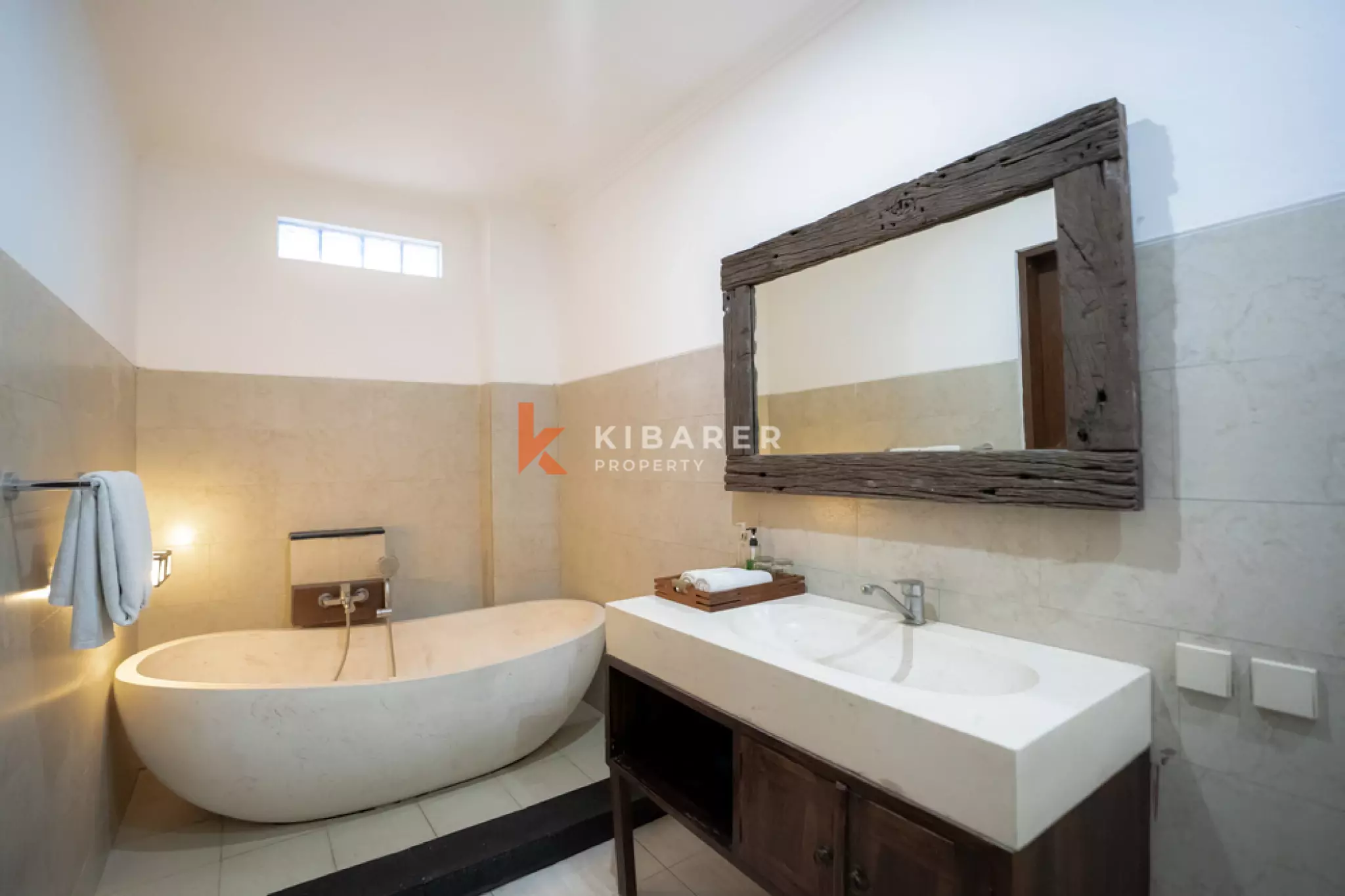 Spacious Two-Storey Six-Bedrooms Open Living Villa Situated in Kerobokan Area — image 6