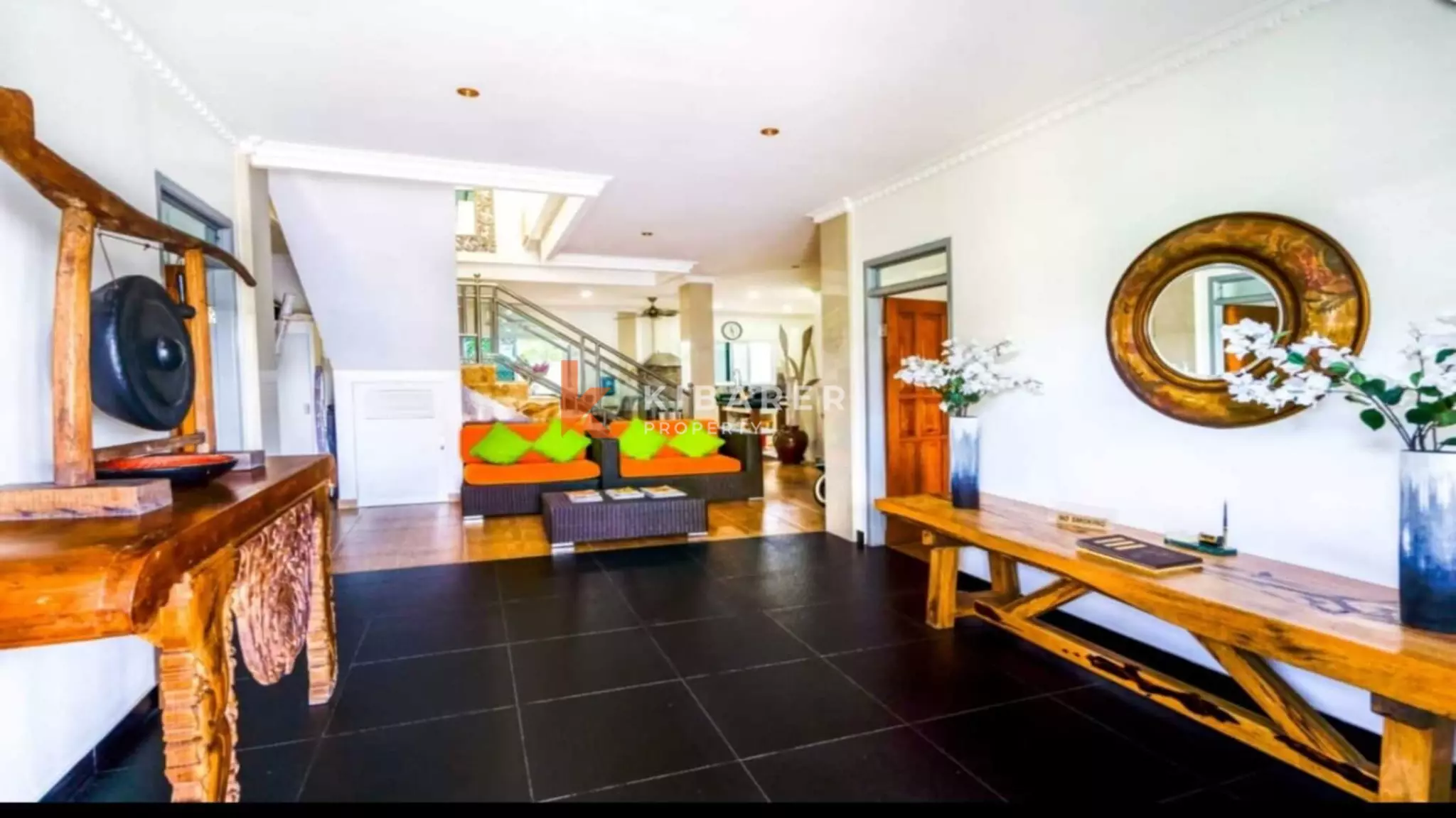 Stunning Five-Bedroom Private Pool Villa with Gym, Reflexology Room & Garden in Kutuh — image 5