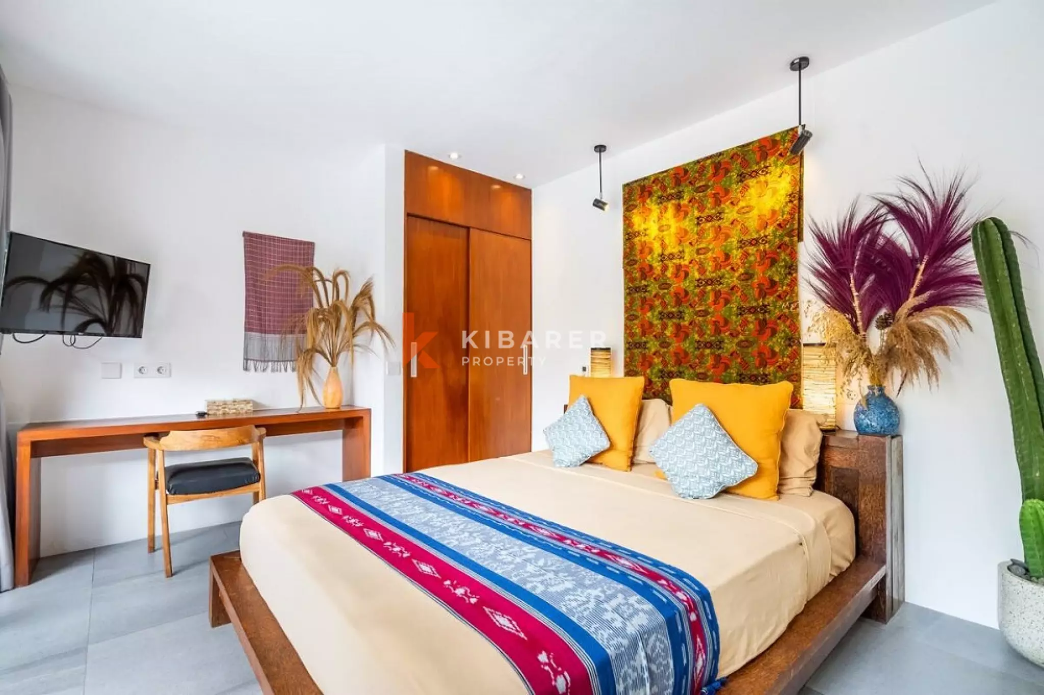 Designed Tropical Three Bedroom Enclosed Living Villa in Kerobokan — image 18