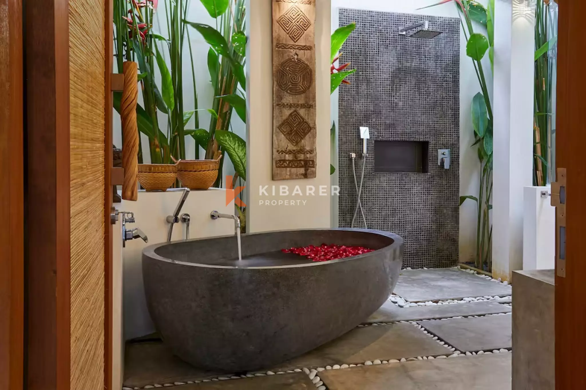 Designed Tropical Three Bedroom Enclosed Living Villa in Kerobokan — image 11