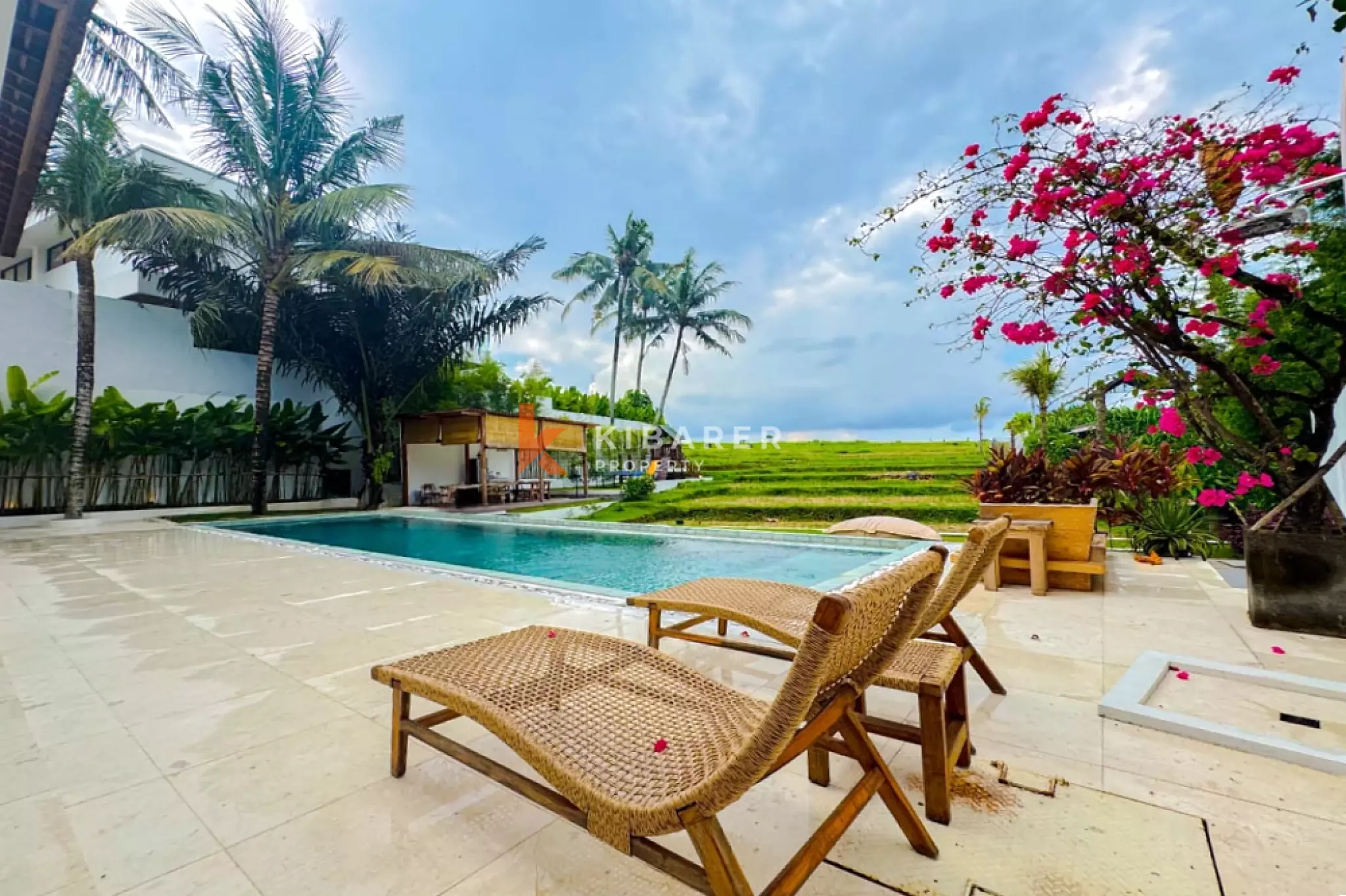 Luxury Family Villa Five-Bedrooms Fully Furnished in the Peaceful Area of Cepaka with Private Rice Field View — image 2