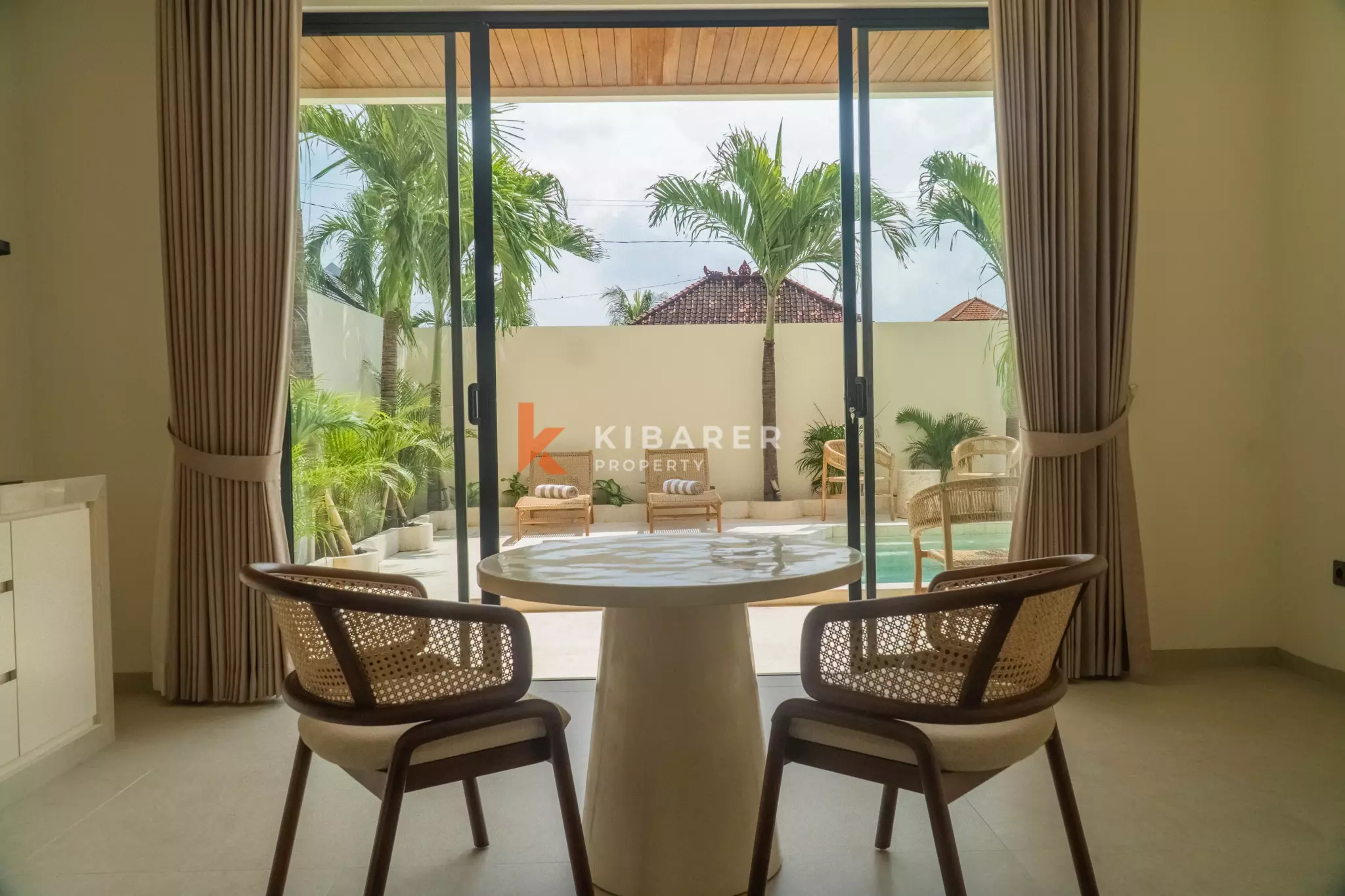 Bright and Stylish One-Bedroom Apartment Near Seseh Beach Clubs — image 9