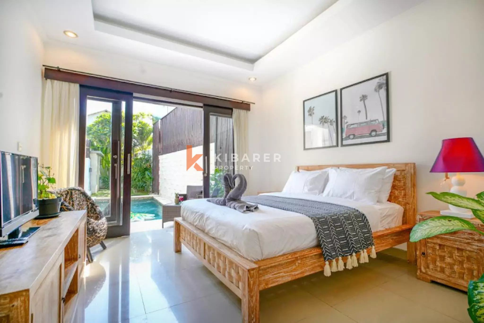 Open Three-Bedroom Bliss Escape Villa in Kerobokan — image 7