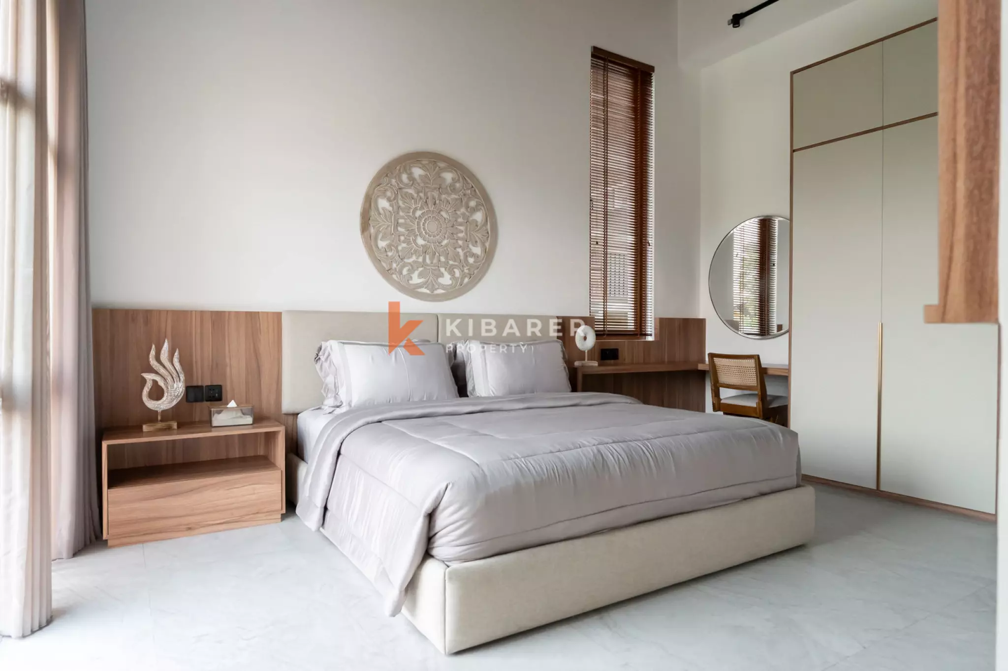 Three Bedroom Enclosed Lounge Villa with Private Pool in Canggu — image 10