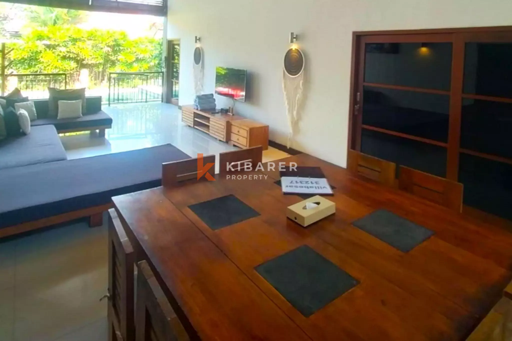 Spacious Long-Term Four-Bedrooms Villa in Central Umalas — image 4