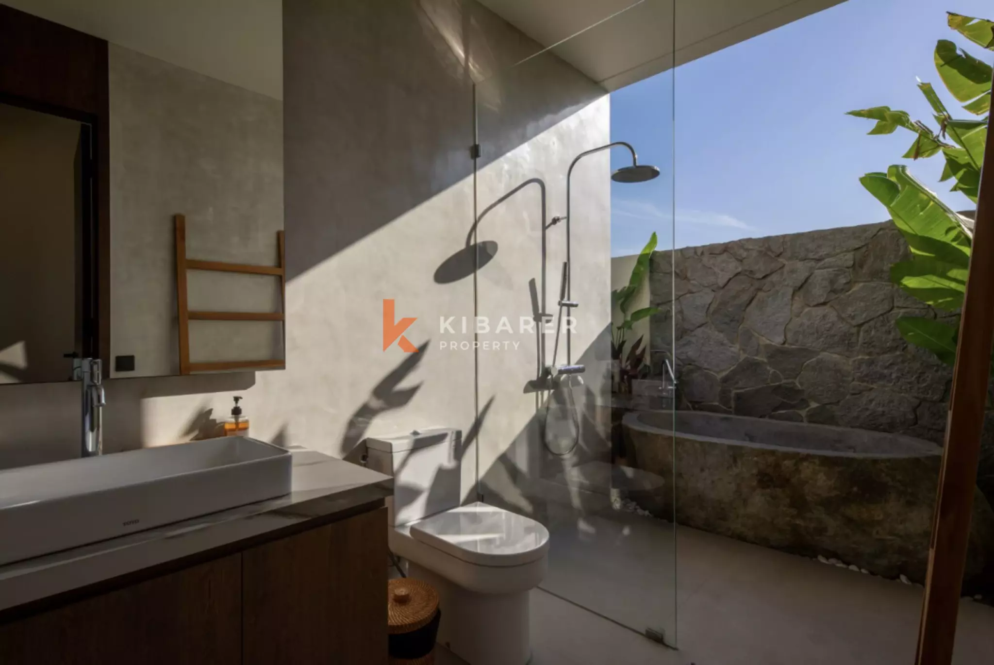 Modern Minimalist Three Bedroom Enclosed Villa with Garden in Canggu — image 10