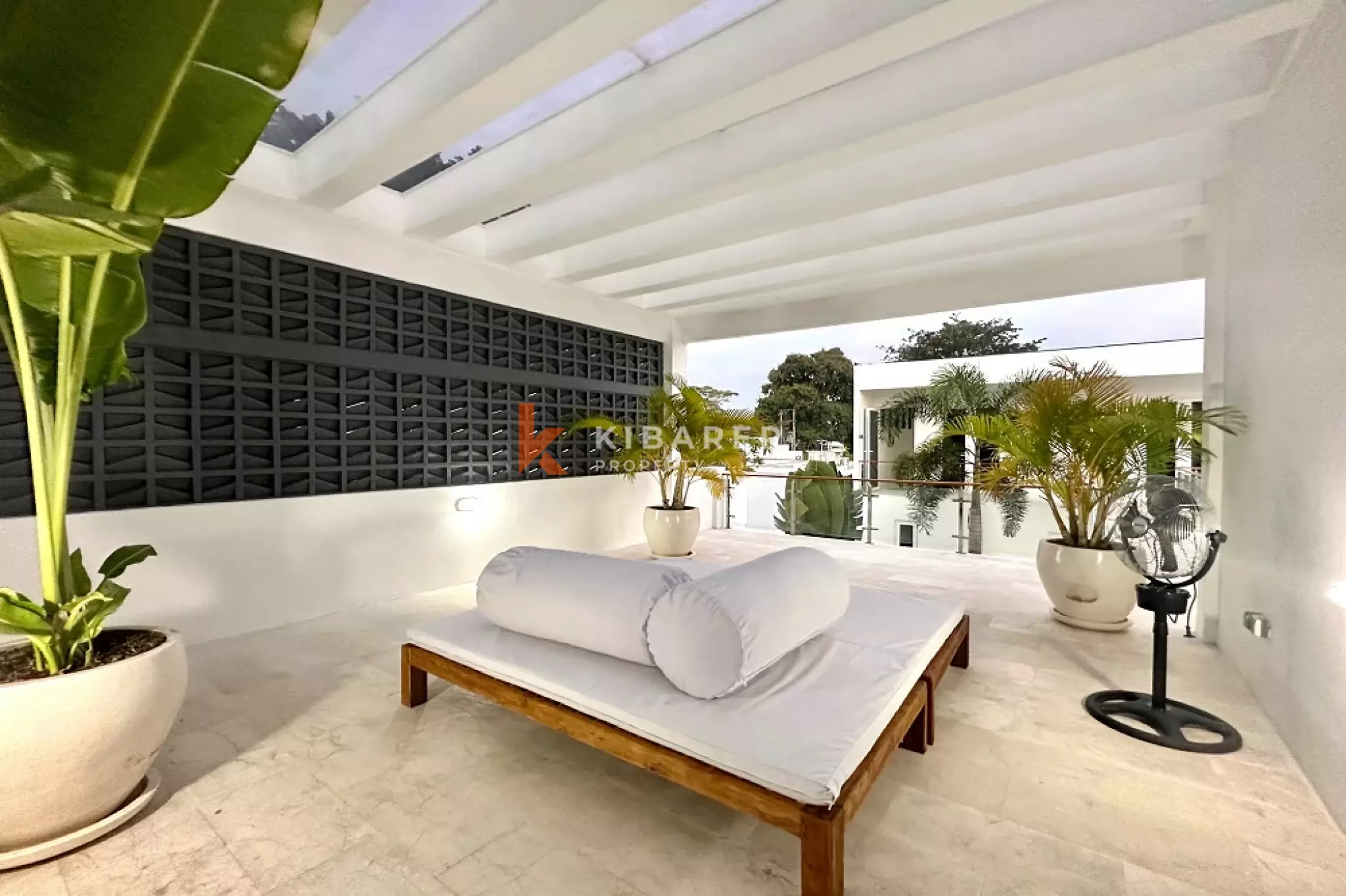 Elegant Four-Bedroom Villa in the Tumbak Bayuh Area — image 16
