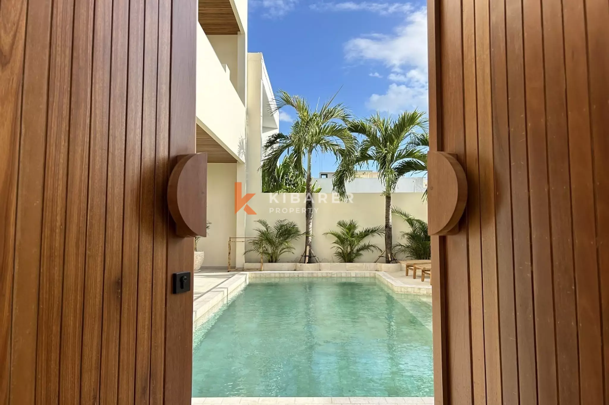 Mediterranean Charm Penthouse One Bedroom With Extra Room in Seseh