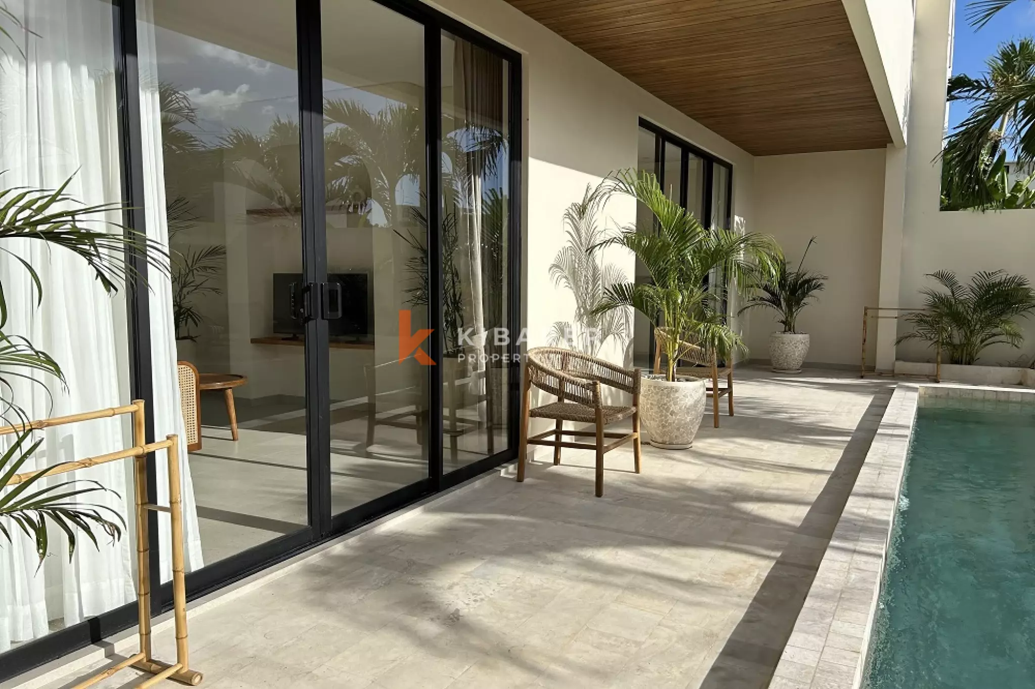 Bright and Stylish One-Bedroom Apartment Near Seseh Beach Clubs — image 6