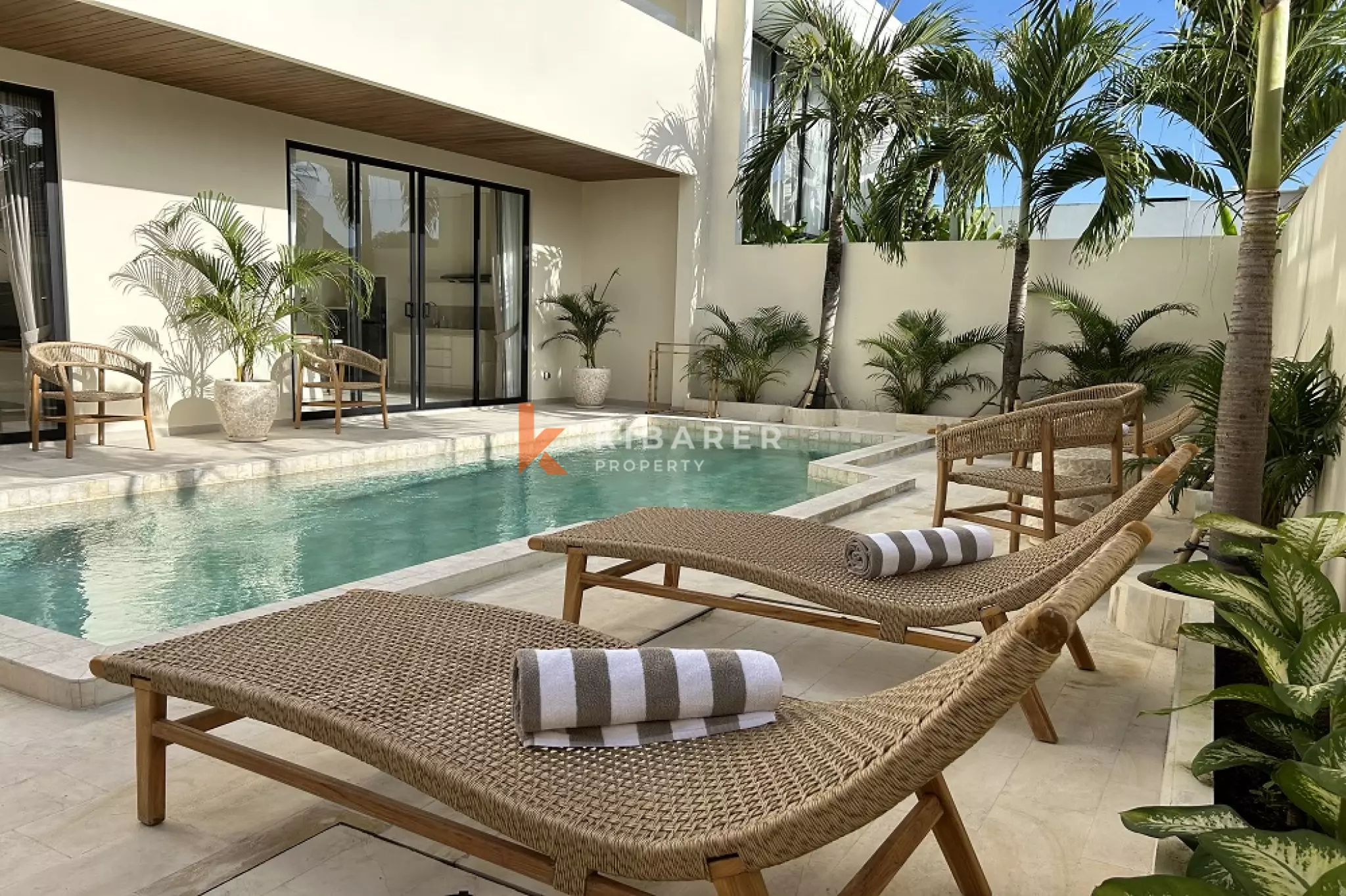 Bright and Stylish One-Bedroom Apartment Near Seseh Beach Clubs