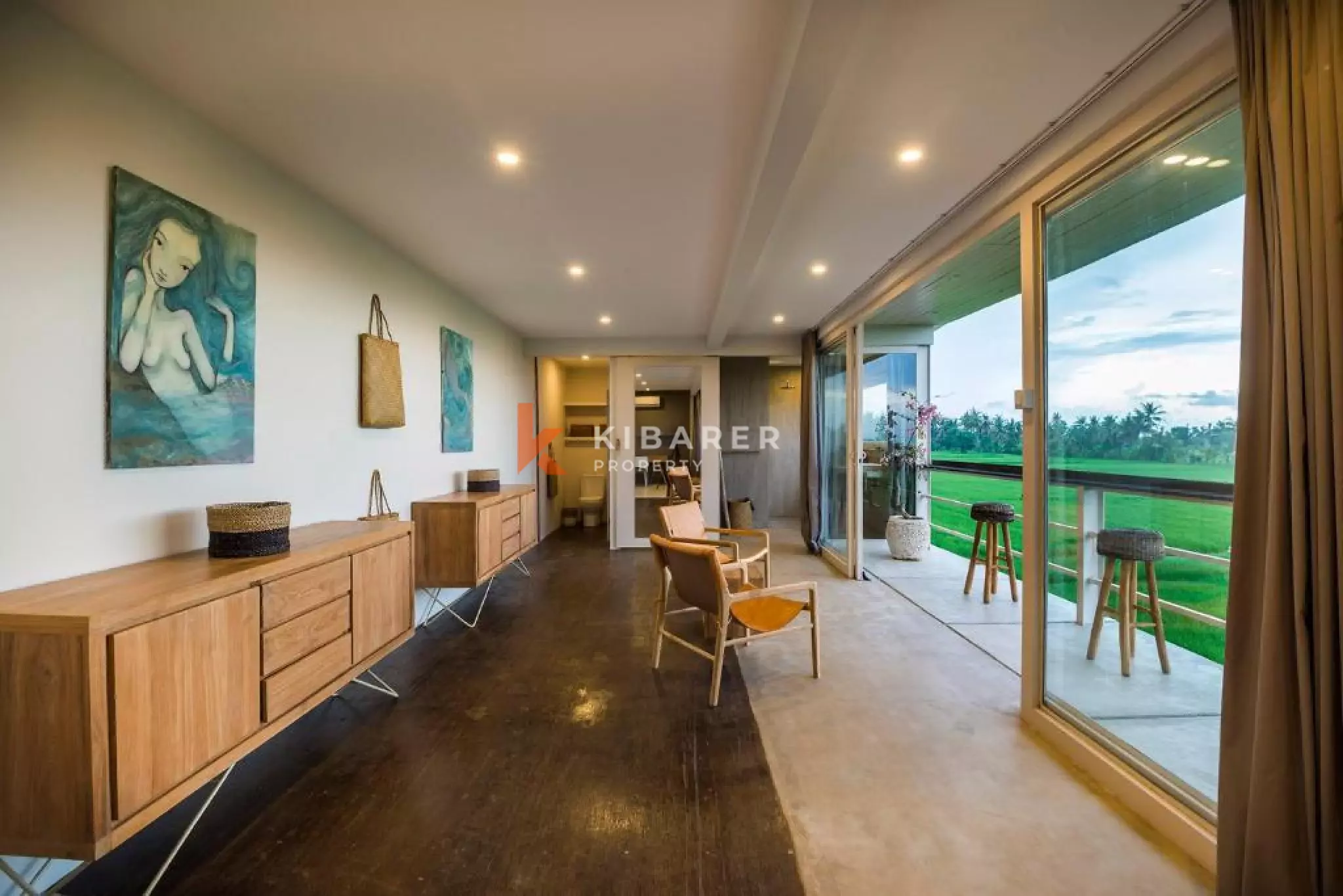 Peaceful Four-Bedroom Villa in Kedungu — image 19