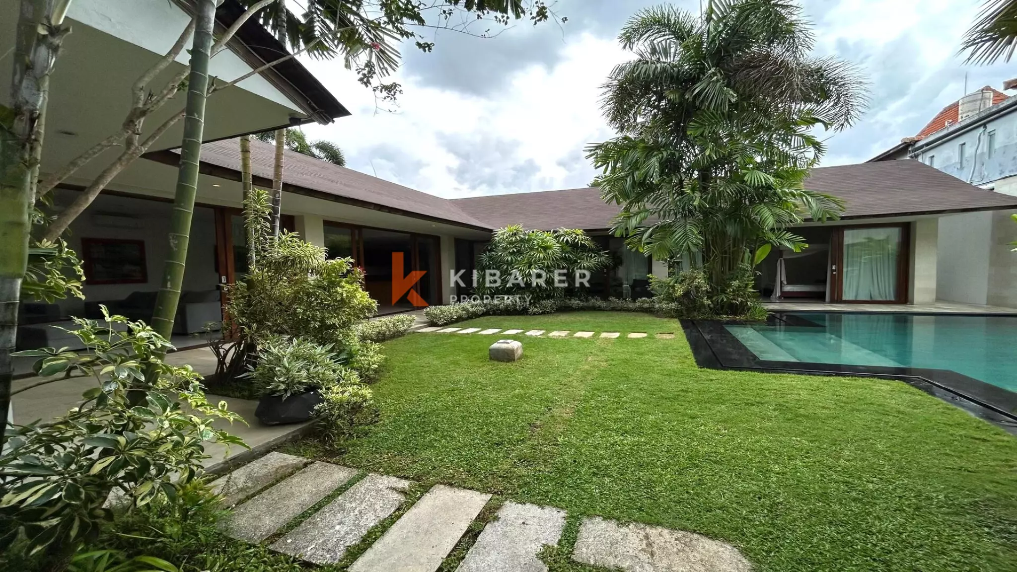 Elegant Three-Bedroom Balinese Villa with Pool in Berawa