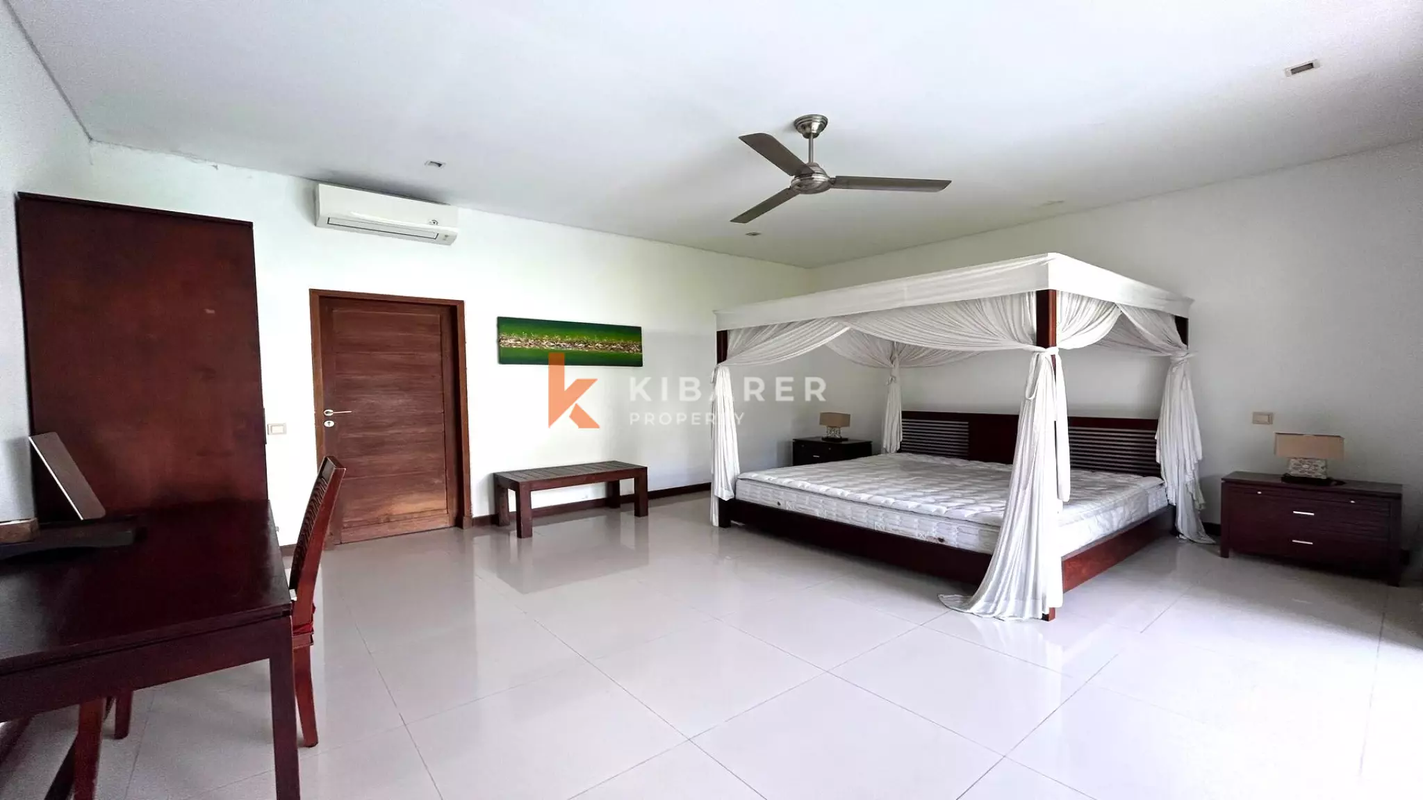 Elegant Three-Bedroom Balinese Villa with Pool in Berawa — image 13